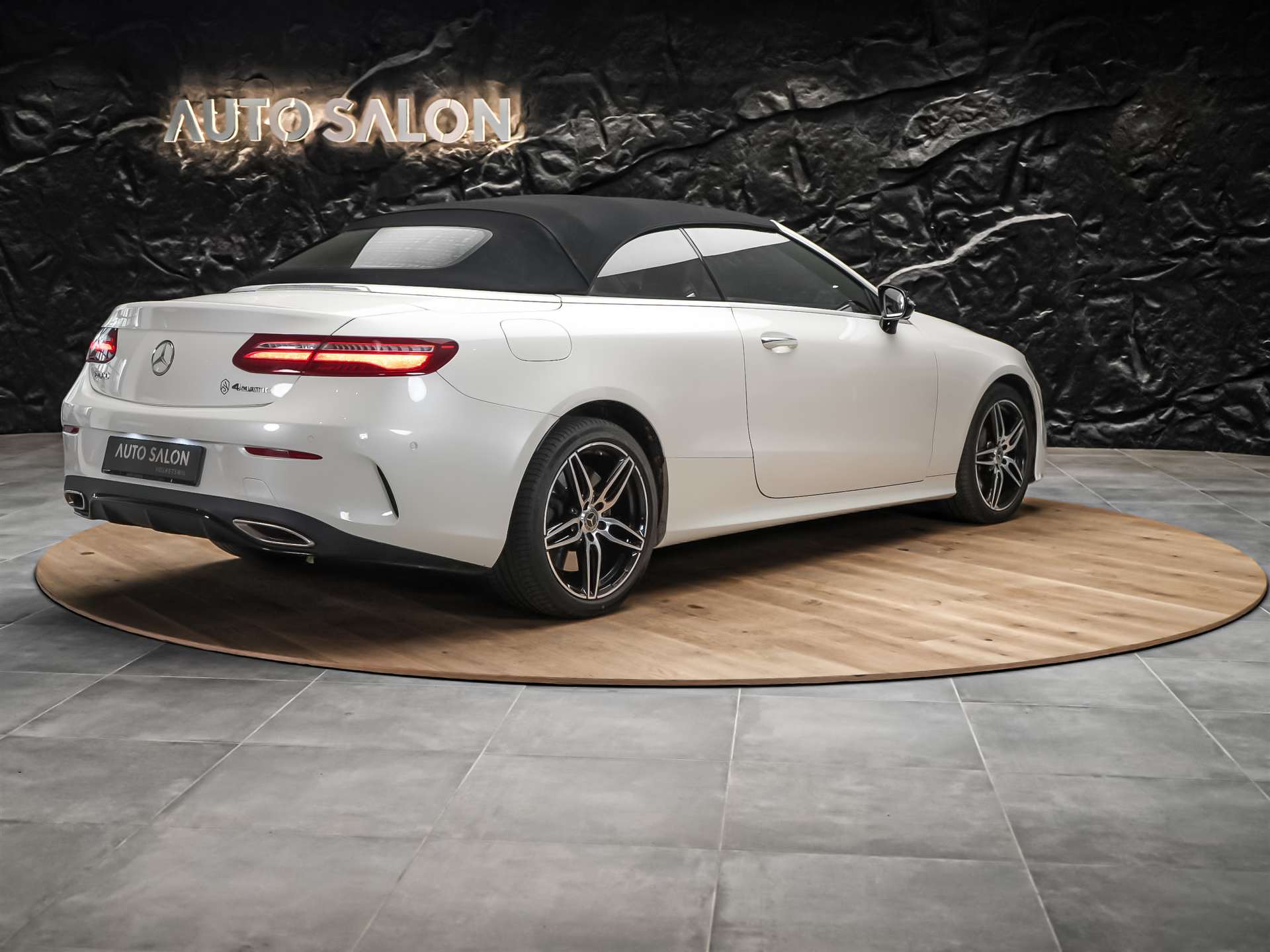 MERCEDES-BENZ E 400 Cabriolet AMG Line 4 Matic 9G-Tronic *Sitzkühlung*Burmester*Head-Up*-image-9
