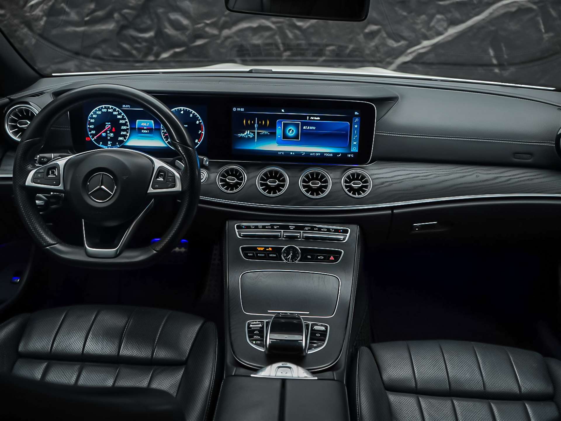MERCEDES-BENZ E 400 Cabriolet AMG Line 4 Matic 9G-Tronic *Sitzkühlung*Burmester*Head-Up*-image-28