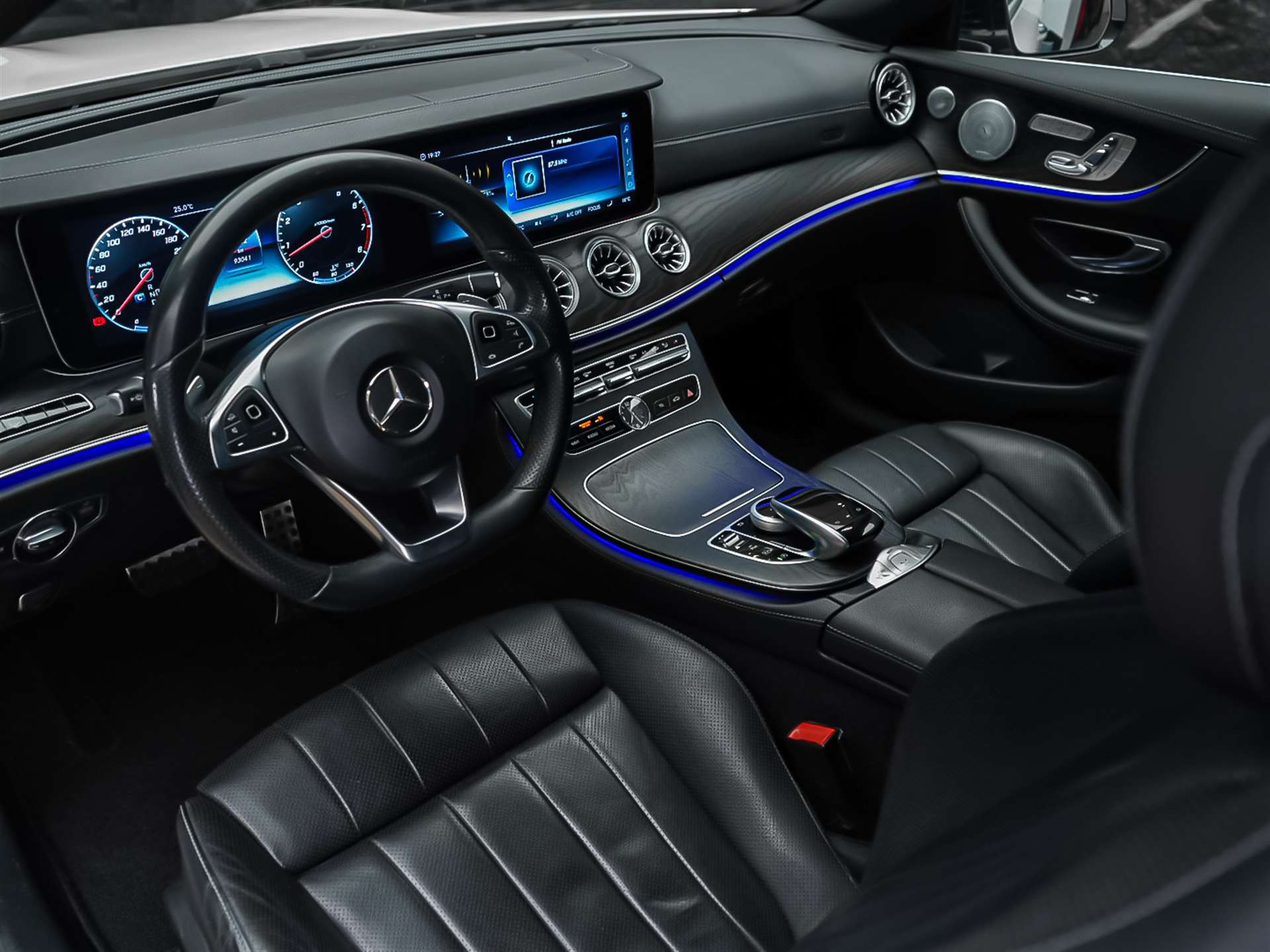 MERCEDES-BENZ E 400 Cabriolet AMG Line 4 Matic 9G-Tronic *Sitzkühlung*Burmester*Head-Up*-image-15