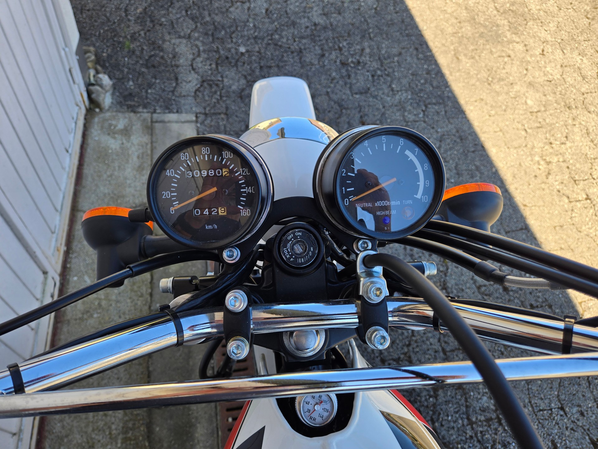 YAMAHA XT 600 E - CUSTOM BIKE-image-3