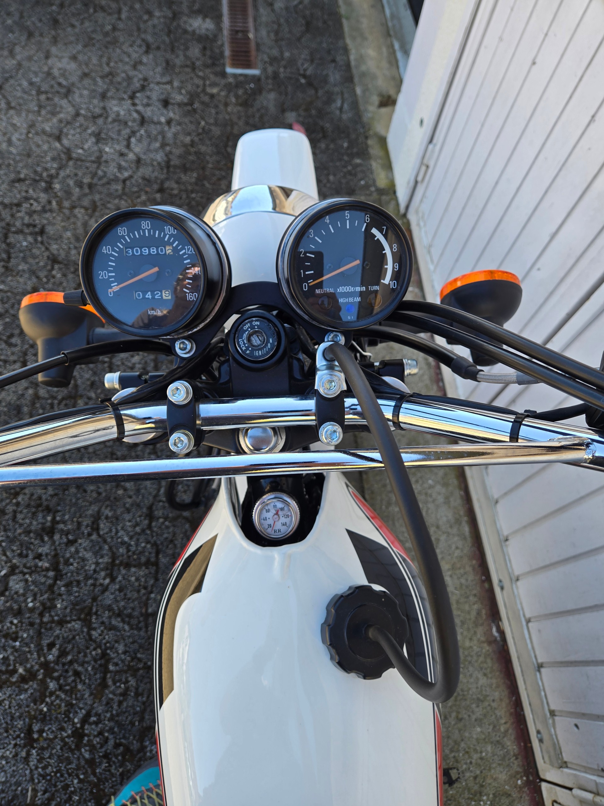 YAMAHA XT 600 E - CUSTOM BIKE-image-7