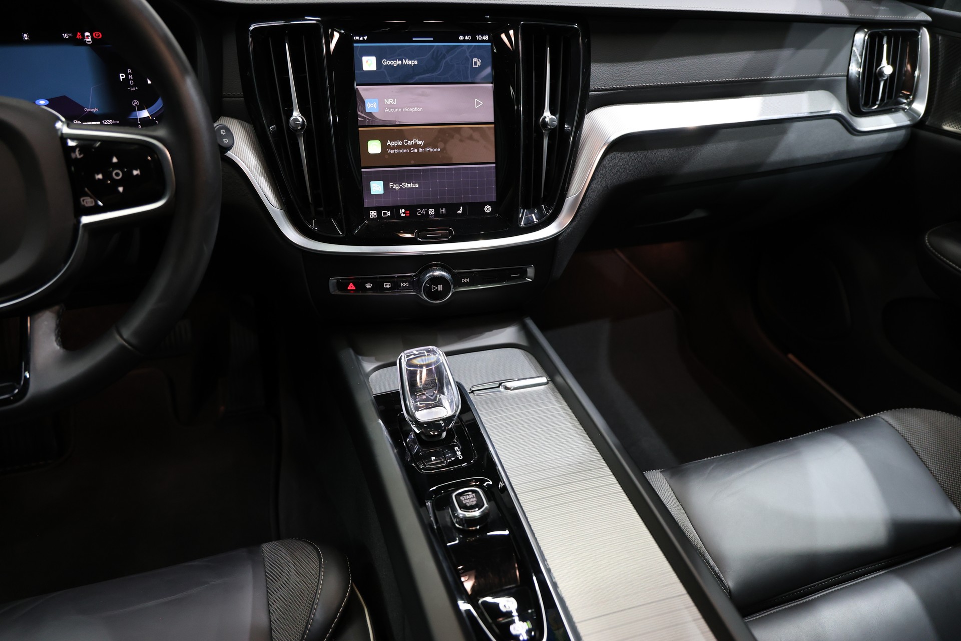 VOLVO V60 B4 Benzin Mild Hybrid Ultimate Dark DCT-image-25