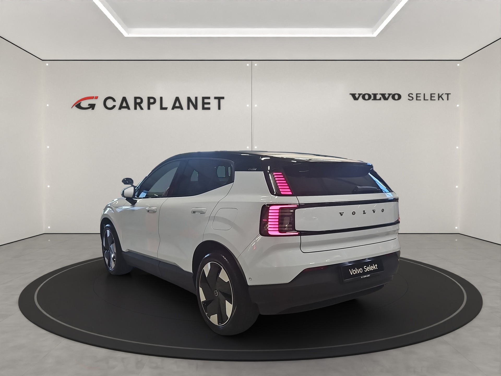 VOLVO EX30 E60 Twin Ultra Performance AWD-showroom-element-3