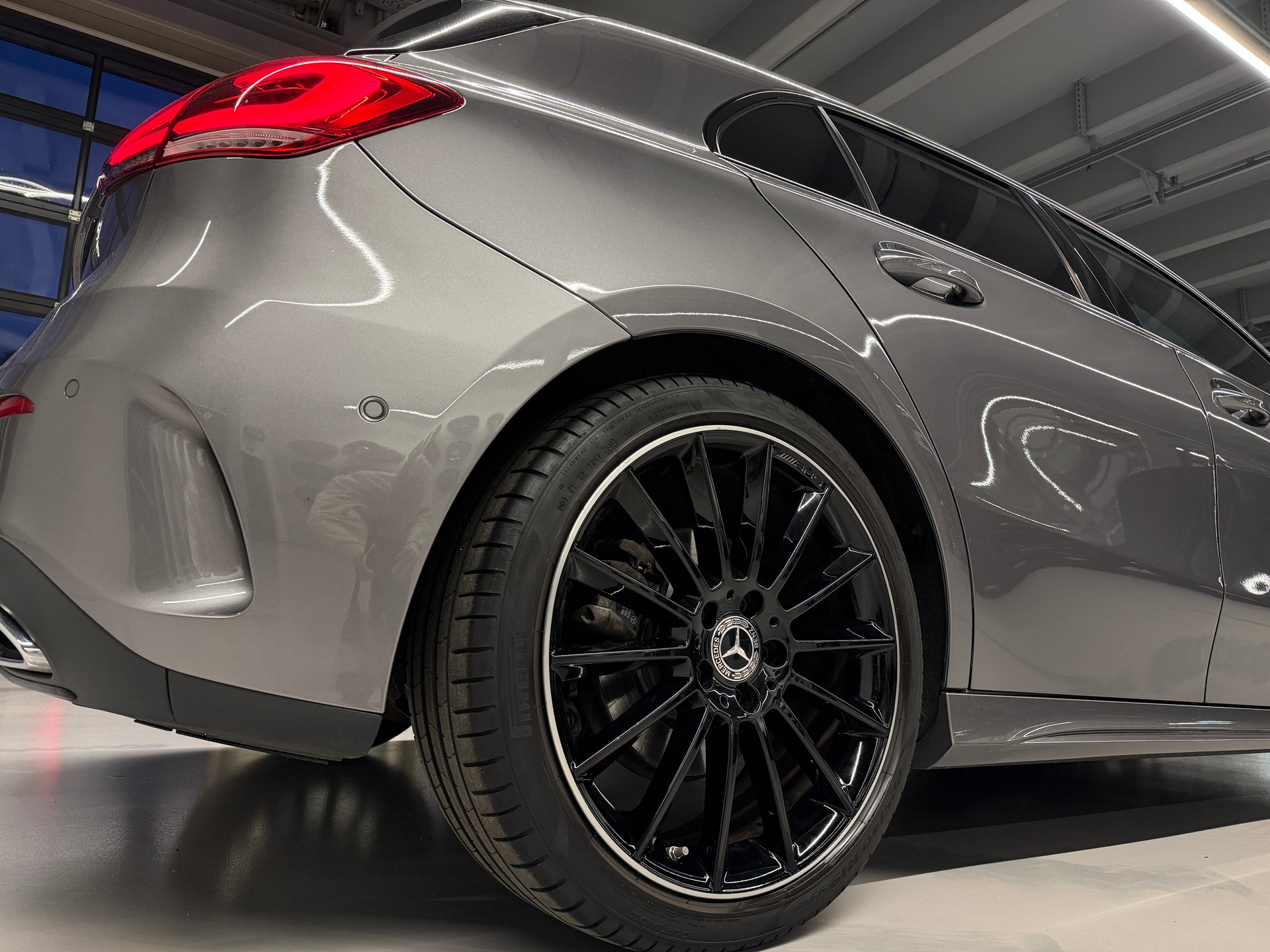 MERCEDES-BENZ A 250 AMG Line 4m *CH-Auto*Top Ausstattung*360°Kamera*Head-up*lückenlose Servicehistorie*-image-17