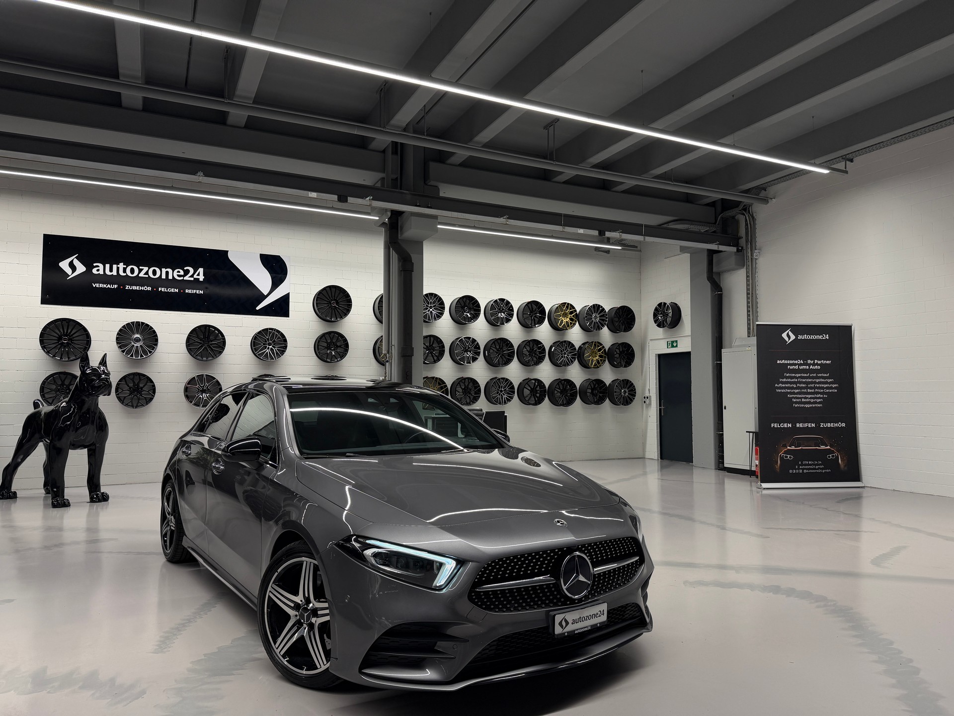 MERCEDES-BENZ A 250 AMG Line 4m *CH-Auto*Top Ausstattung*360°Kamera*Head-up*lückenlose Servicehistorie*-image-14