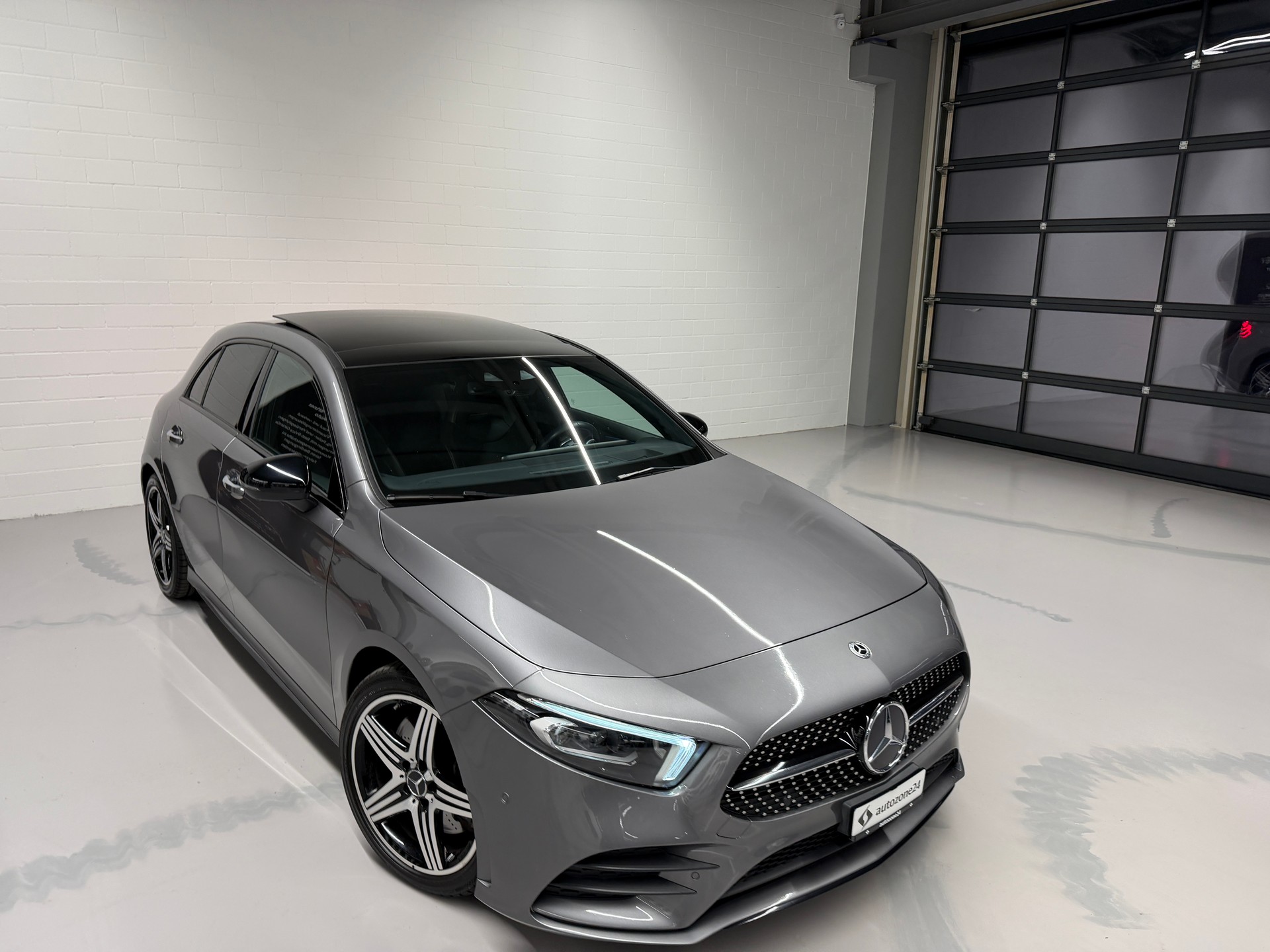 MERCEDES-BENZ A 250 AMG Line 4m *CH-Auto*Top Ausstattung*360°Kamera*Head-up*lückenlose Servicehistorie*-image-9