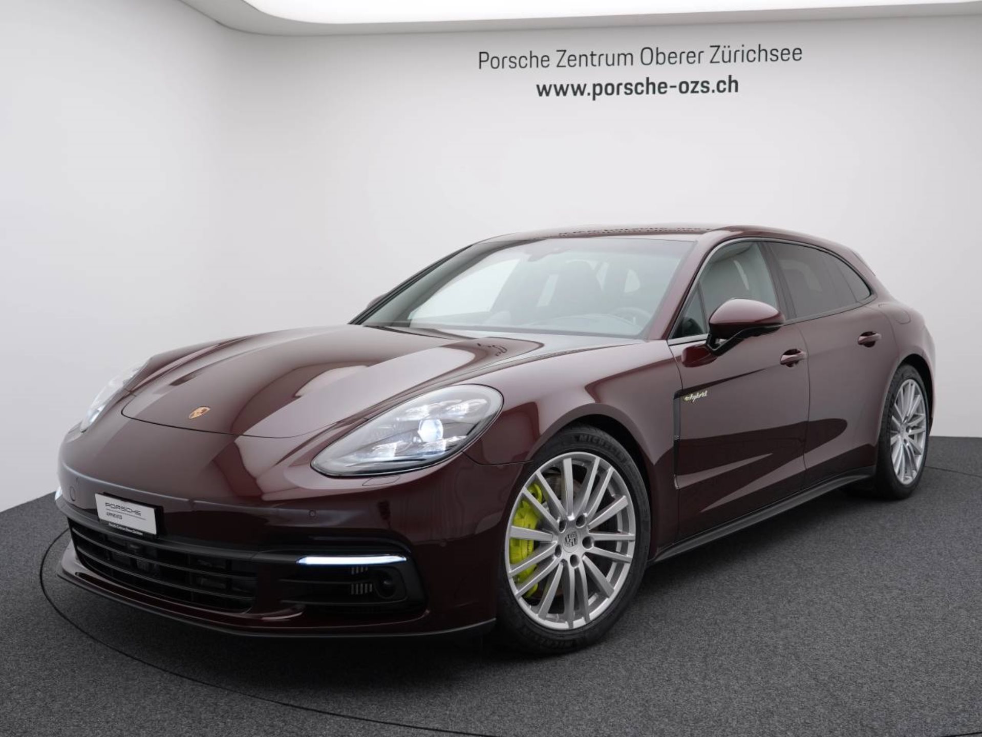PORSCHE Panamera 4 E-Hybrid Sport Turismo