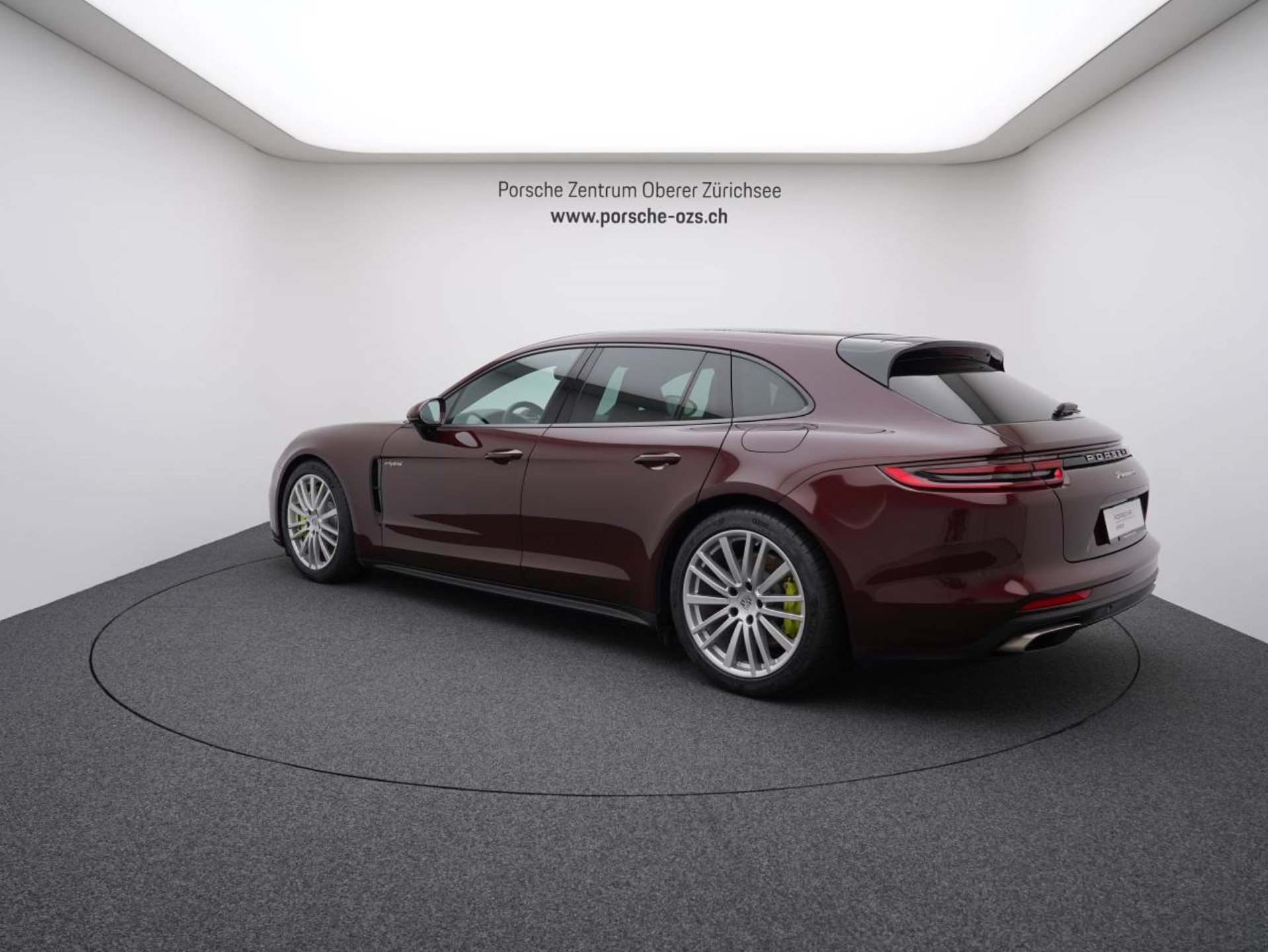 PORSCHE Panamera 4 E-Hybrid Sport Turismo-showroom-element-2