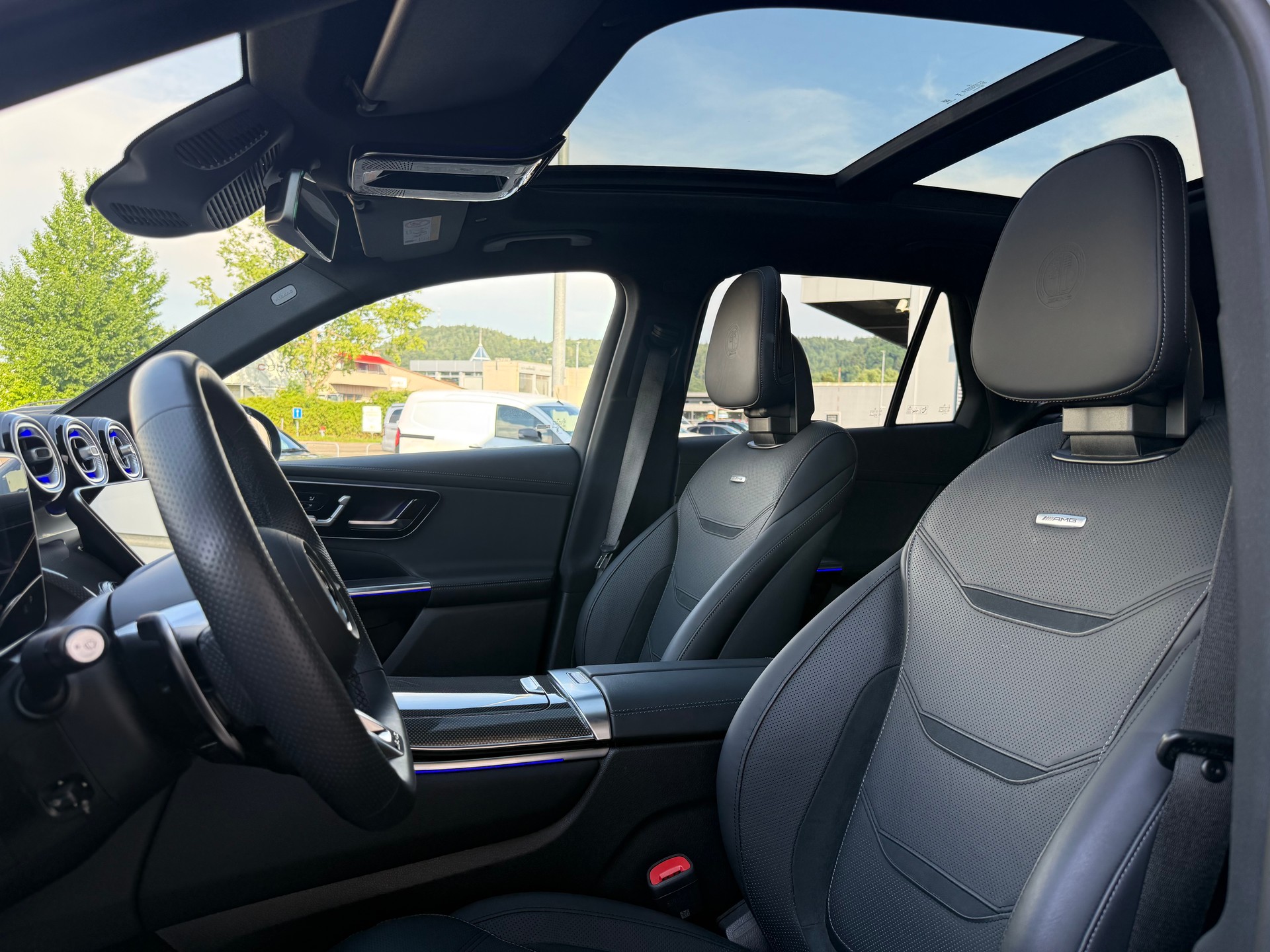 MERCEDES-BENZ GLC 43 AMG Executive Edition 4Matic 9G-Tronic-image-4