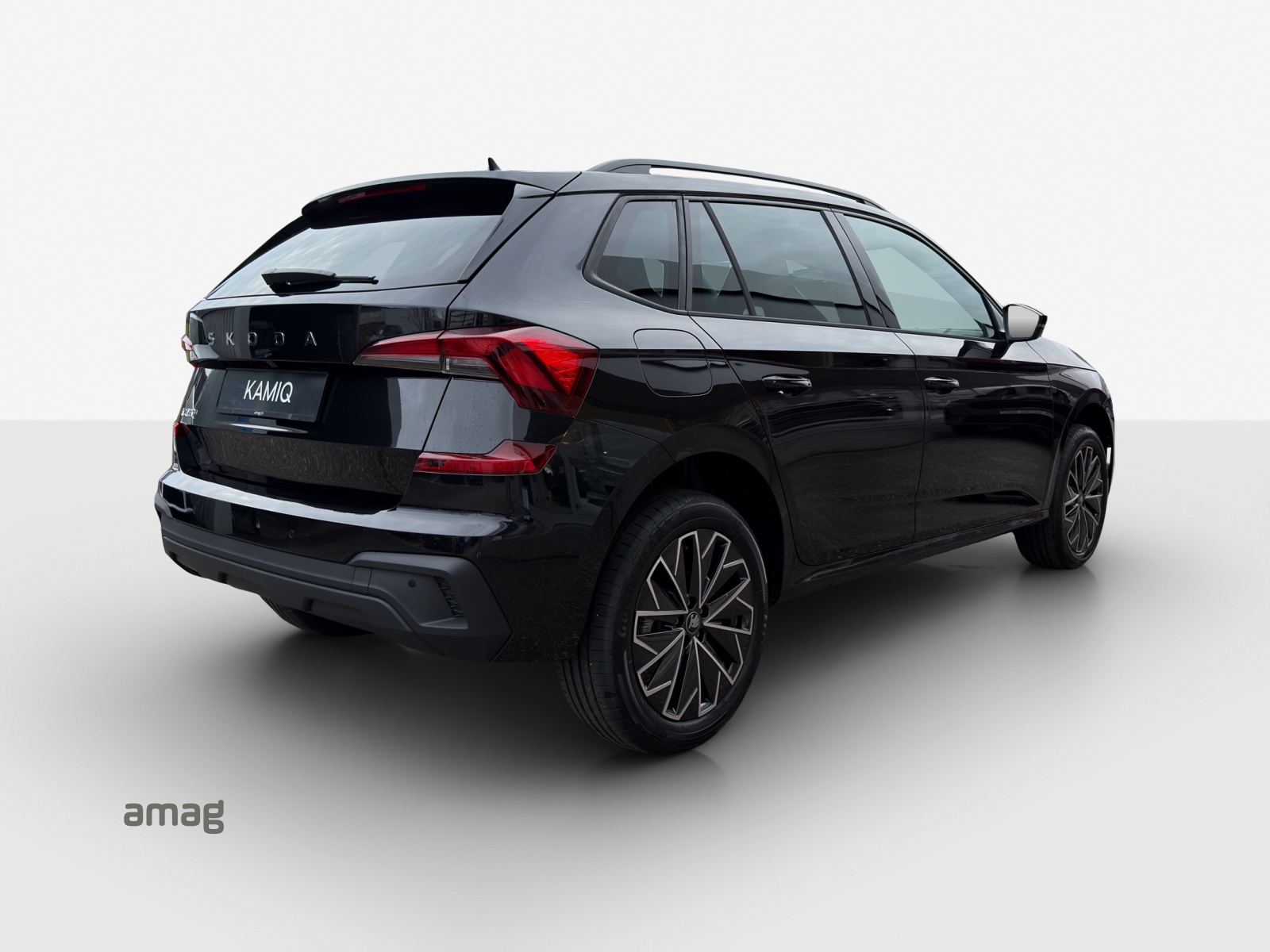 SKODA Kamiq 1.5 TSI Dynamic DSG-showroom-element-3