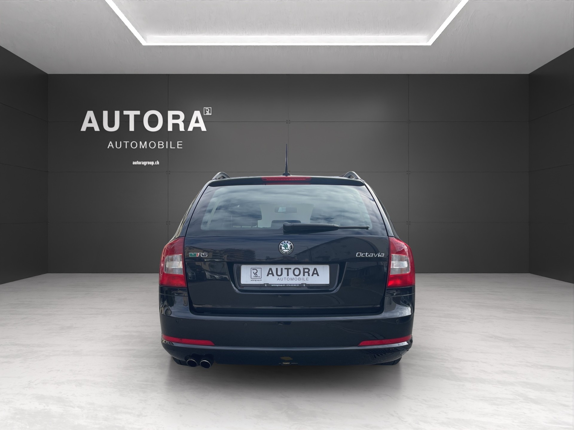 SKODA Octavia Combi 2.0 TDI RS DSG-image-4