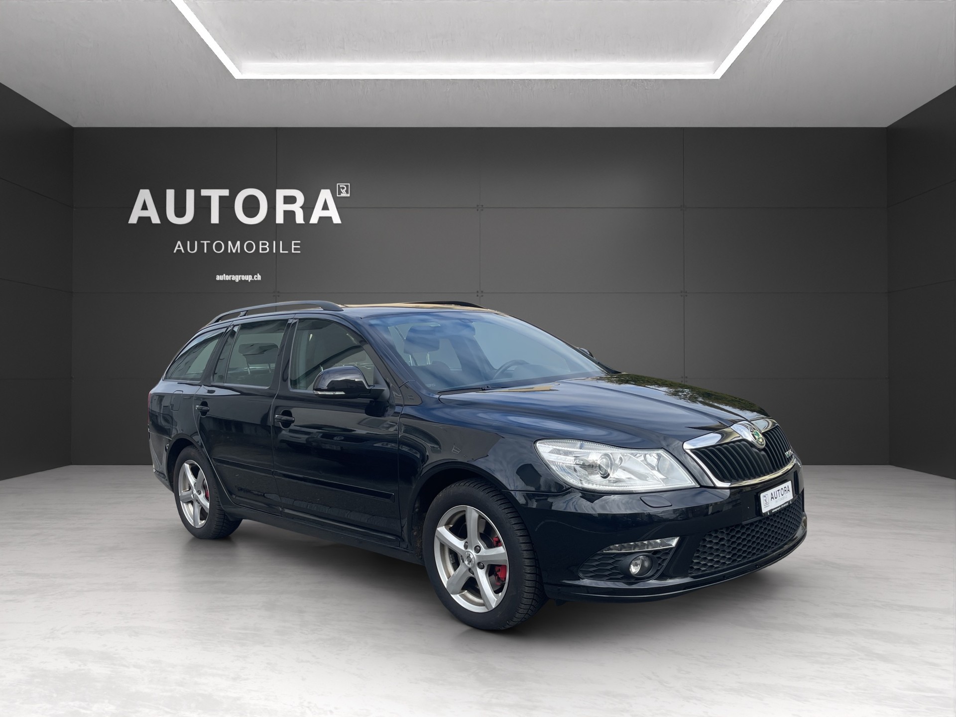 SKODA Octavia Combi 2.0 TDI RS DSG-image-7