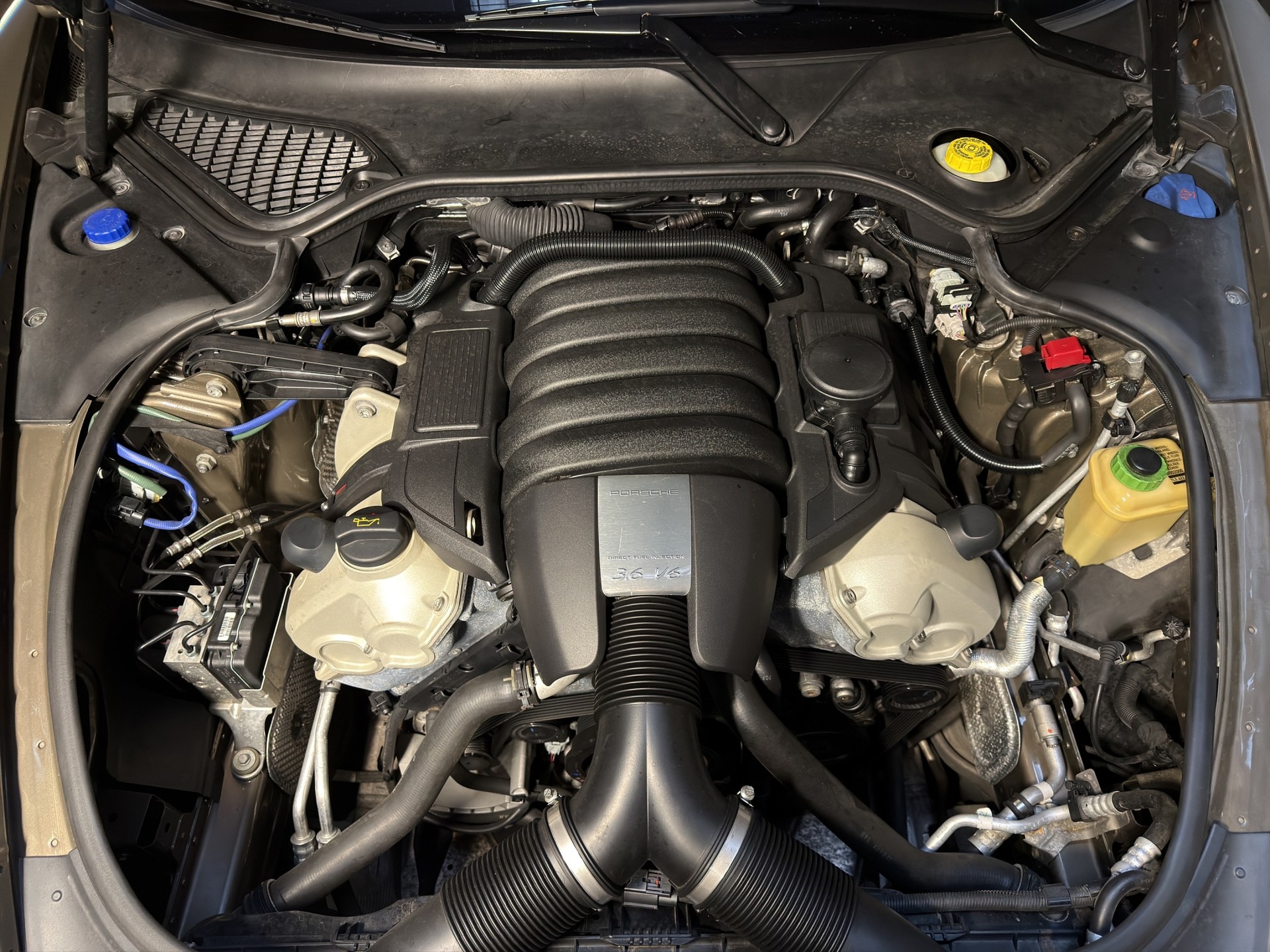 PORSCHE Panamera 4 3.6 PDK-image-17
