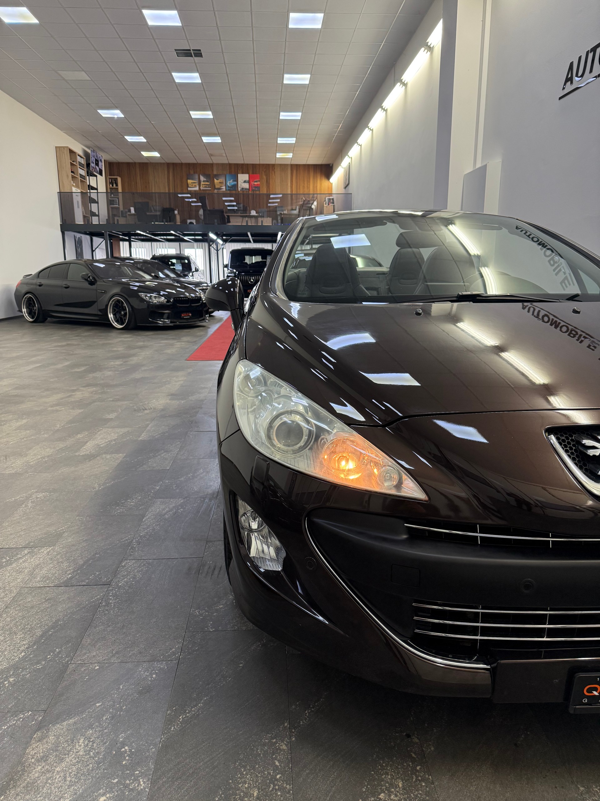 PEUGEOT 308 CC 1.6 16V Turbo Allure-image-10