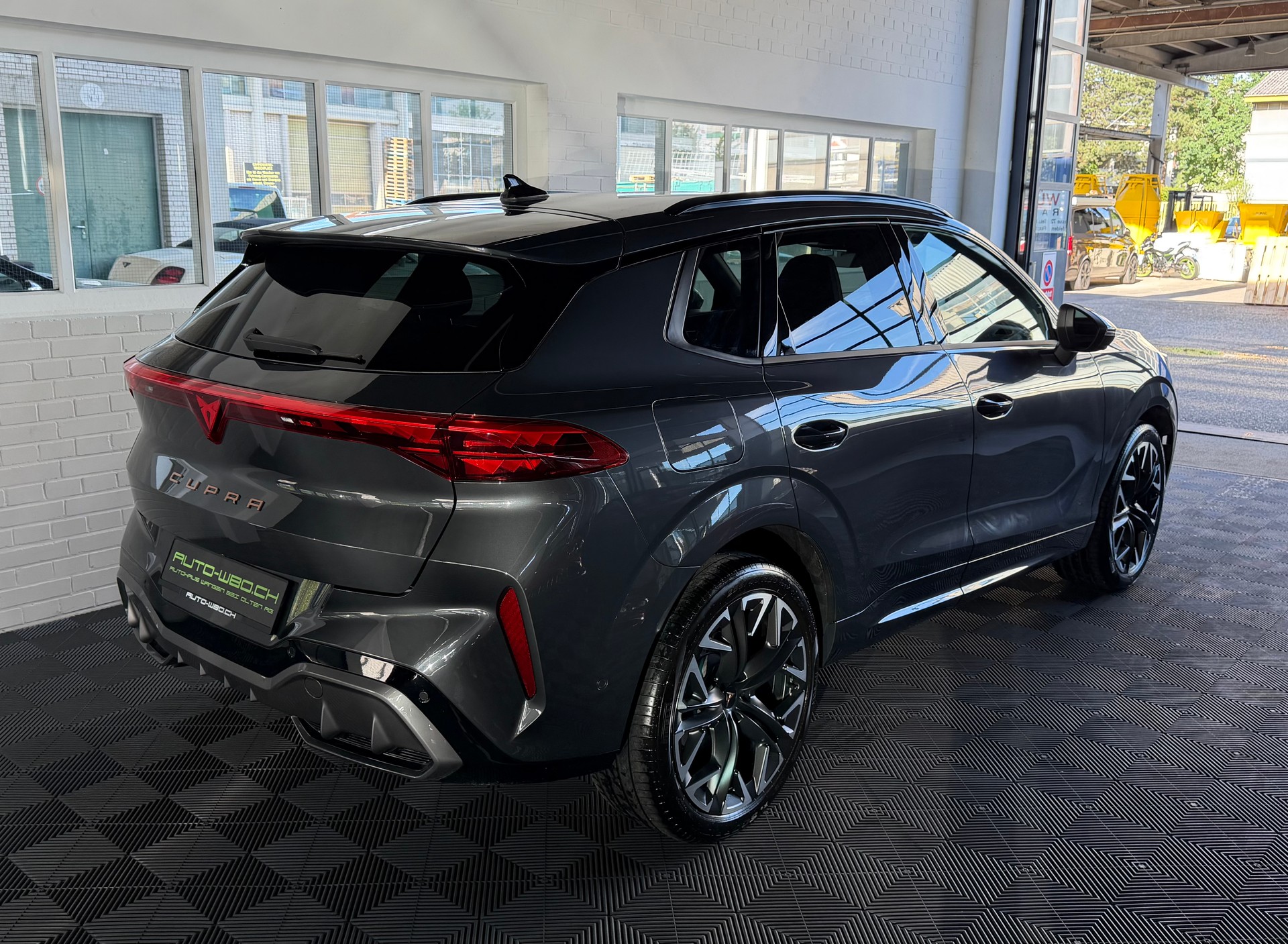 CUPRA Terramar 2.0 TSI 204 PS 4X4 DSG 4Drive Business Edition (CH) PACK EVO LITE-showroom-element-2