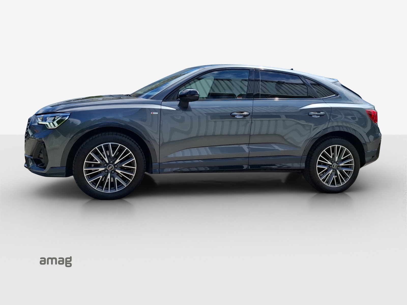 AUDI Q3 Sportback 40 TFSI S line quattro S-tronic-image-1