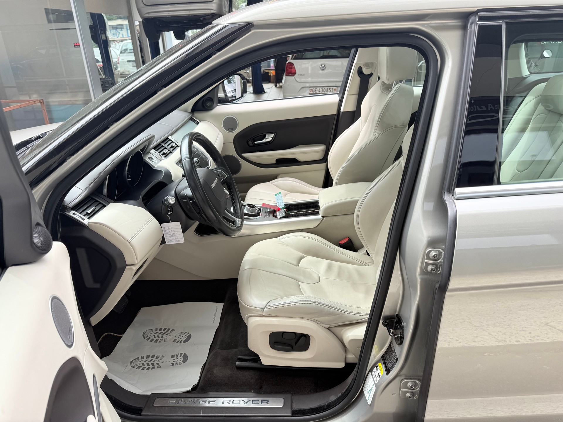 LAND ROVER Range Rover Evoque 2.0 Si4 Prestige AT6-image-9