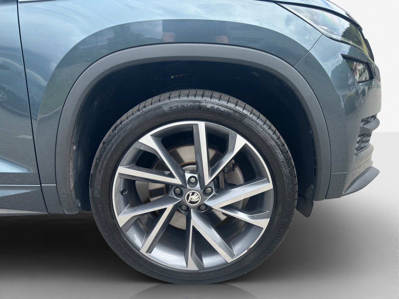 SKODA Kodiaq 2.0 TSI 4x4 Sport Line-image-13
