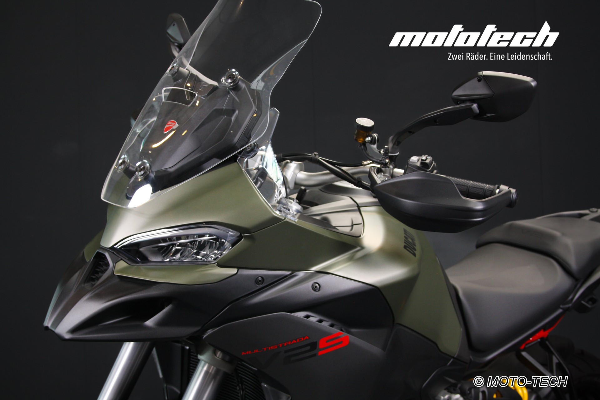 DUCATI Multistrada V2 S-image-9
