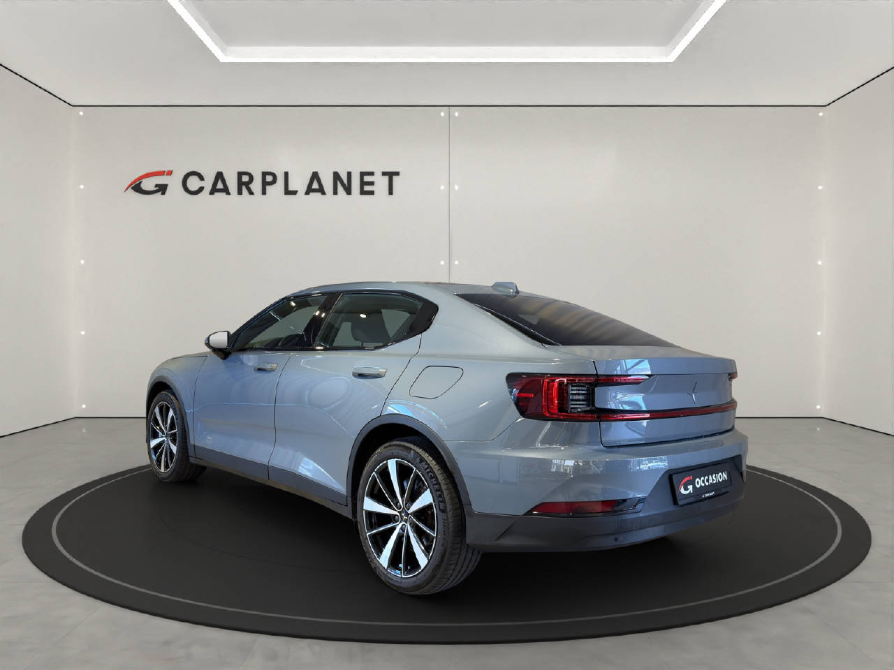 POLESTAR 2 Long Range Single Motor-showroom-element-2