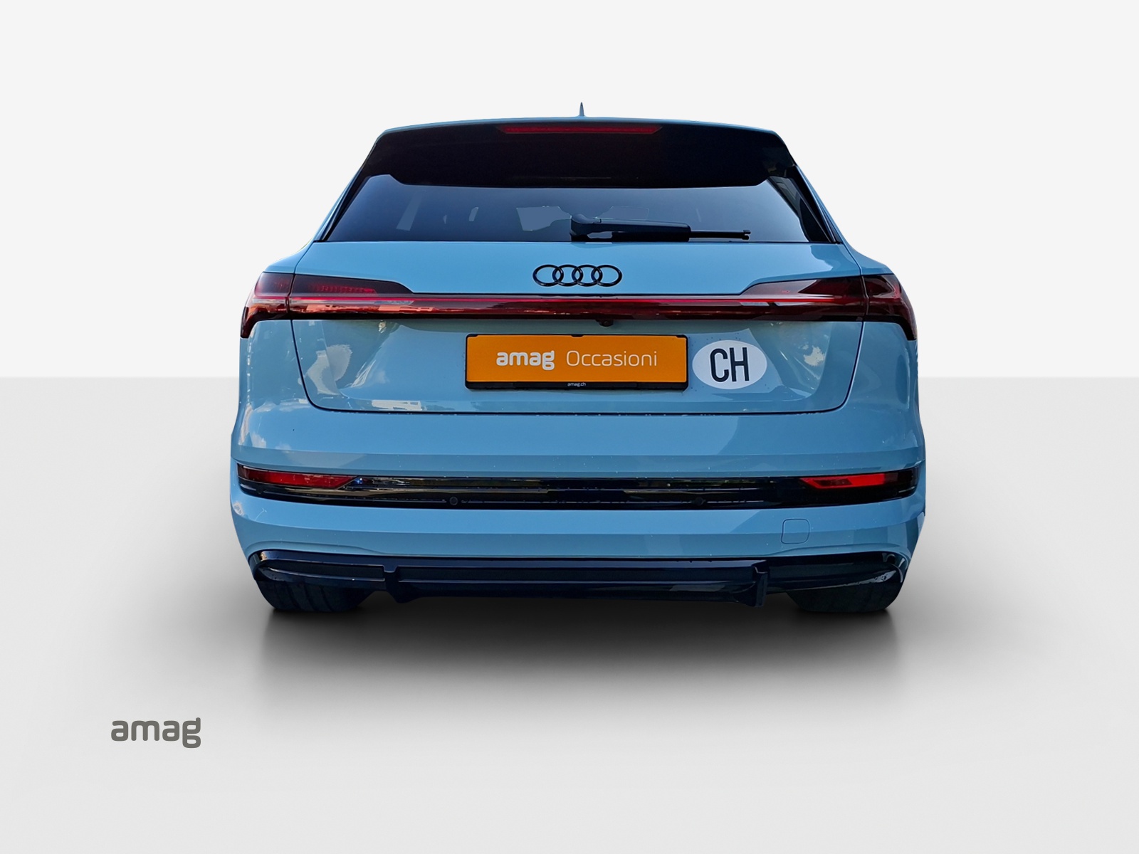 AUDI e-tron S quattro-image-3