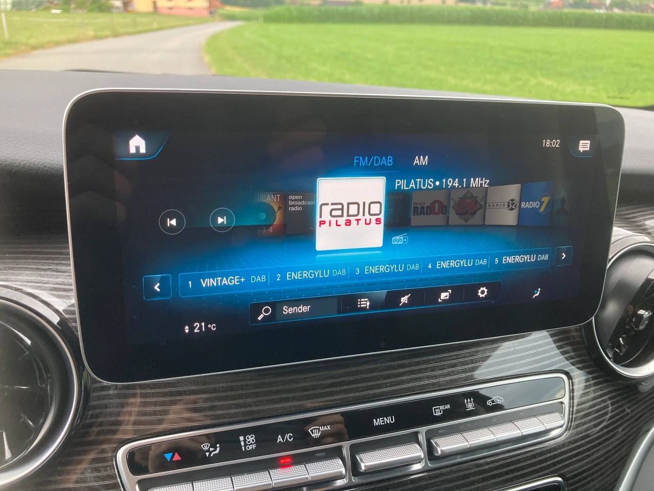 MERCEDES-BENZ V 250 d lang Avantgarde 4Matic G-Tronic 7 Sitzer-image-13
