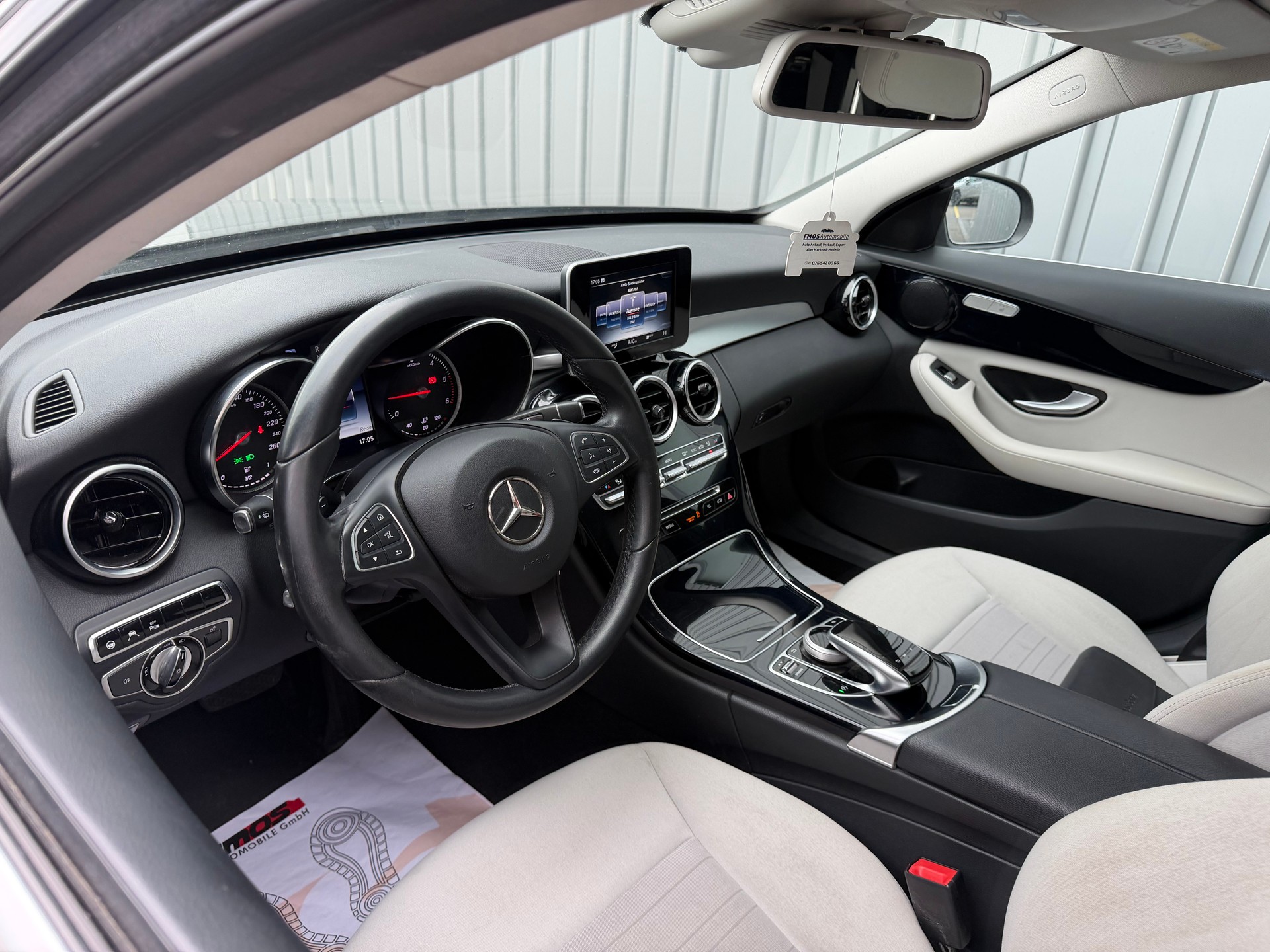 MERCEDES-BENZ C 250 BlueTEC 4Matic 7G-Tronic-image-8