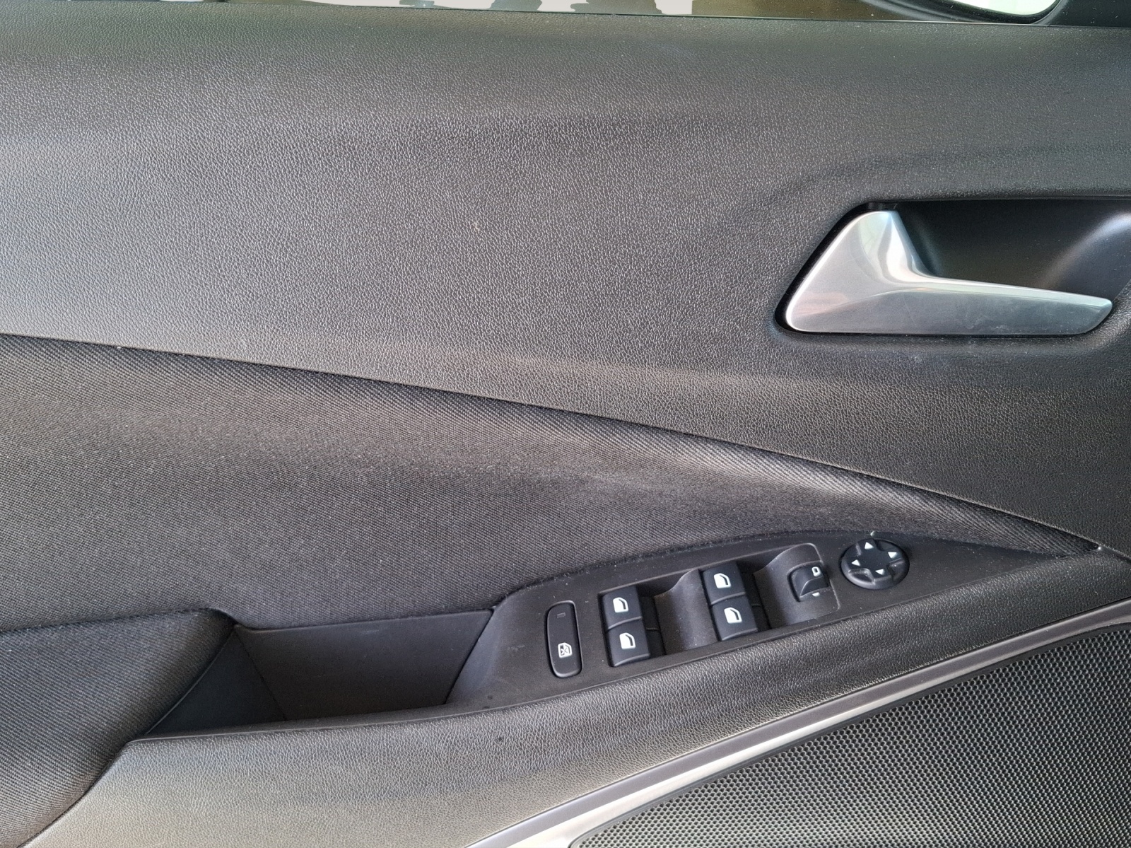 OPEL Crossland 1.2i Edition Automat // 8-fach bereift // Bremsen vorne + hinten komplett NEU-image-15