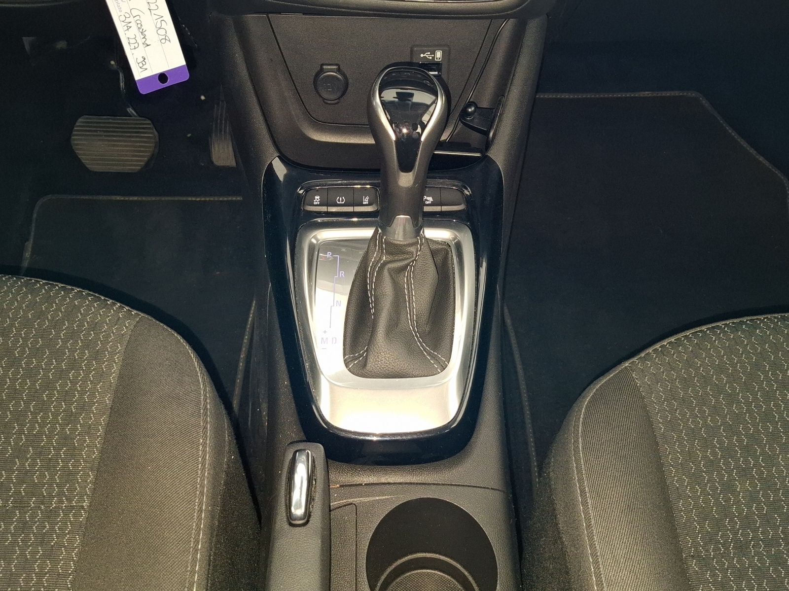 OPEL Crossland 1.2i Edition Automat // 8-fach bereift // Bremsen vorne + hinten komplett NEU-image-12