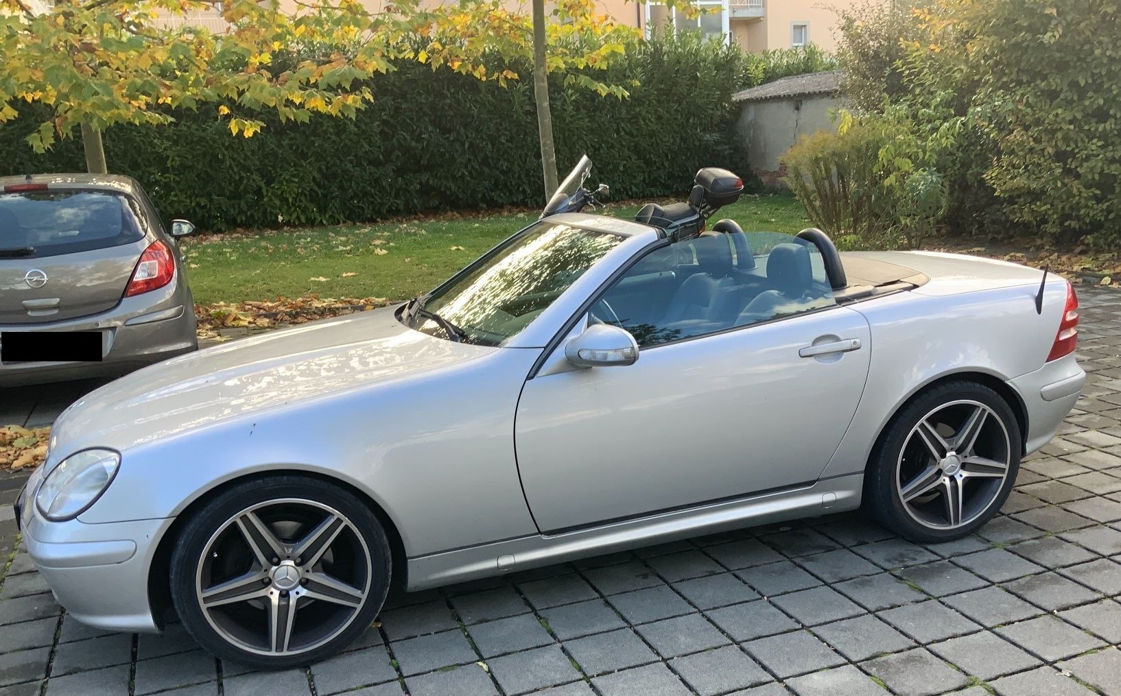 MERCEDES-BENZ SLK 320