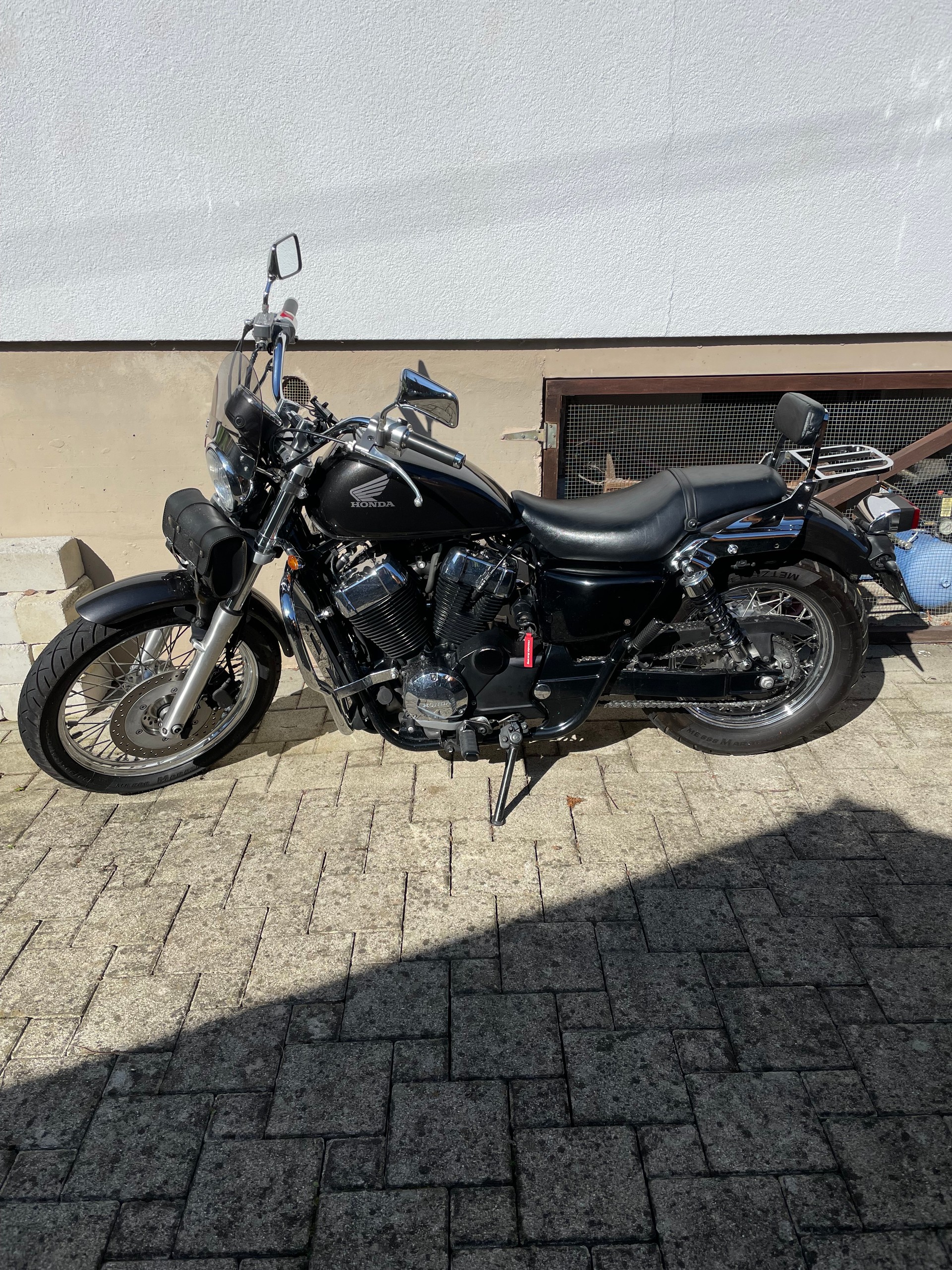 HONDA VT 750 CS Shadow S-image-2