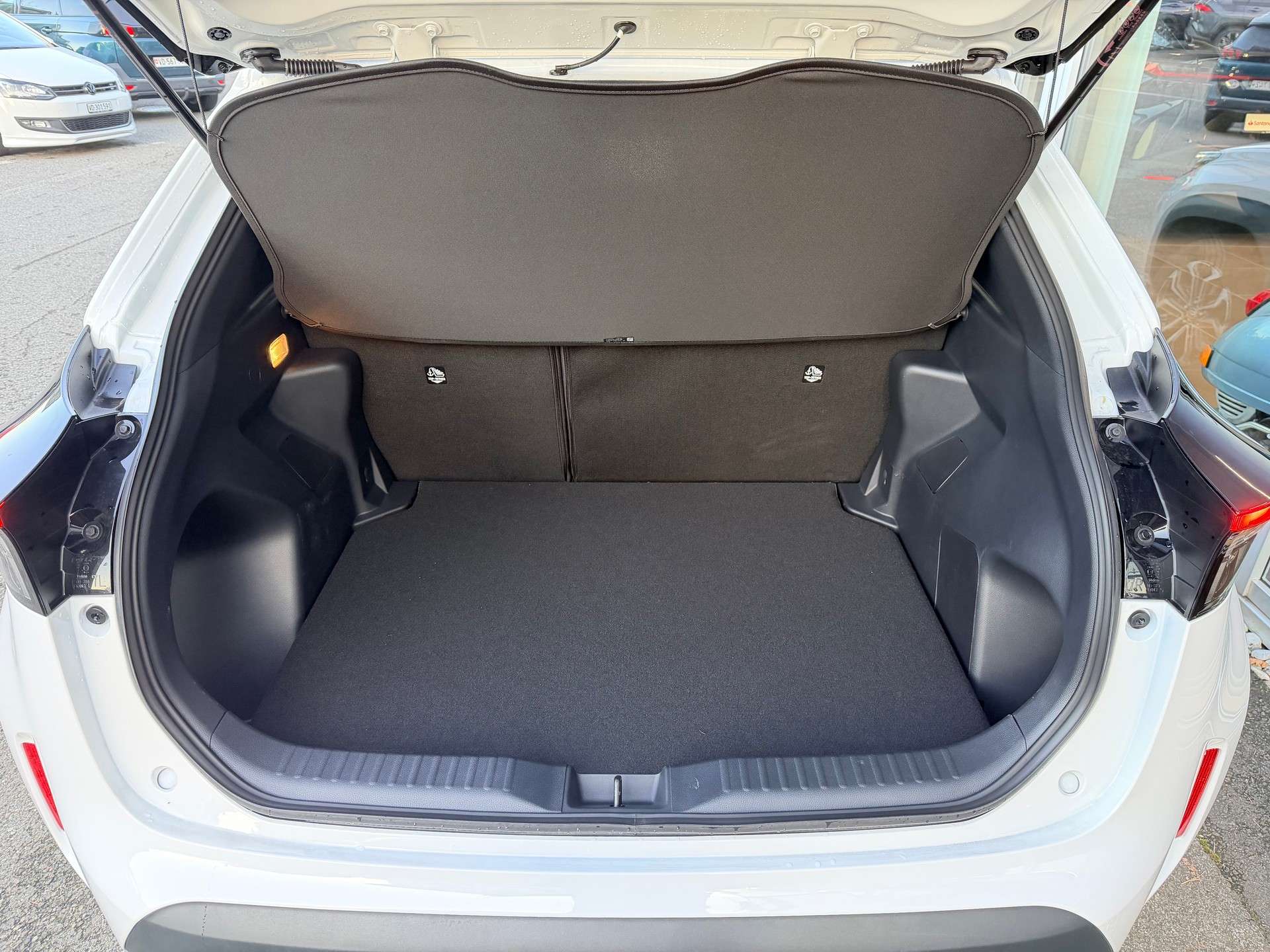 TOYOTA Yaris Cross 1.5 Trend e-CVT-image-9
