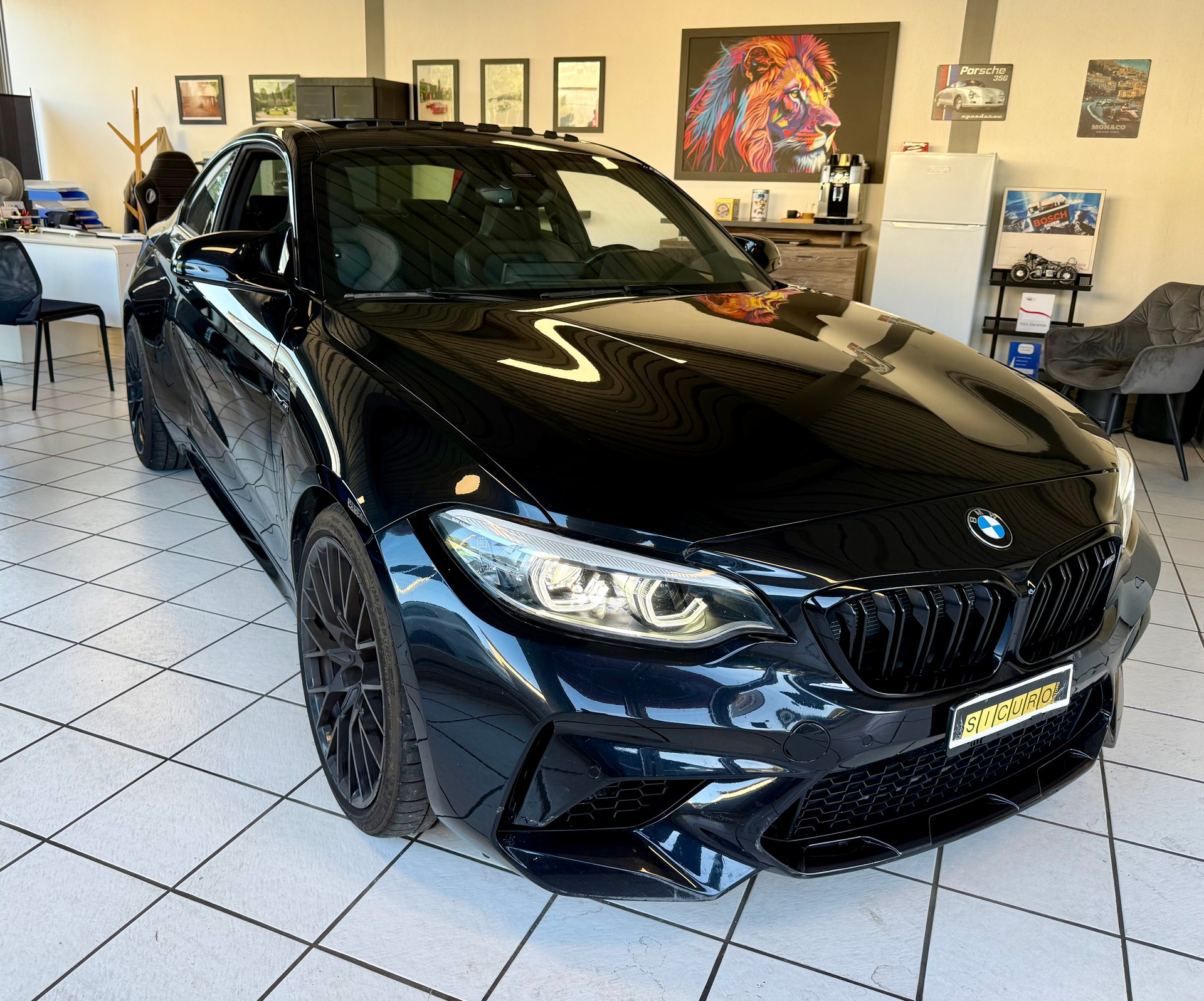 BMW M2 Competition Drivelogic