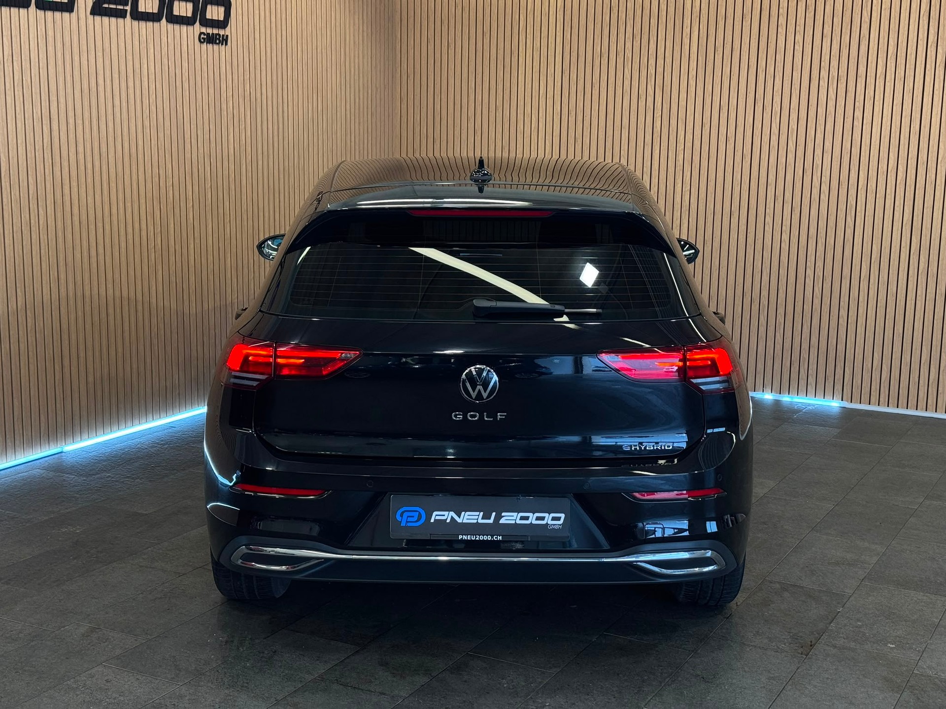 VW Golf 1.4 TSI PHEV Style-showroom-element-2