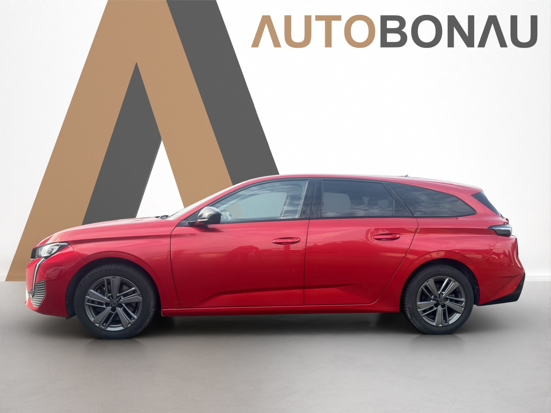 PEUGEOT 308 SW 1.2 PureTech Allure-image-50