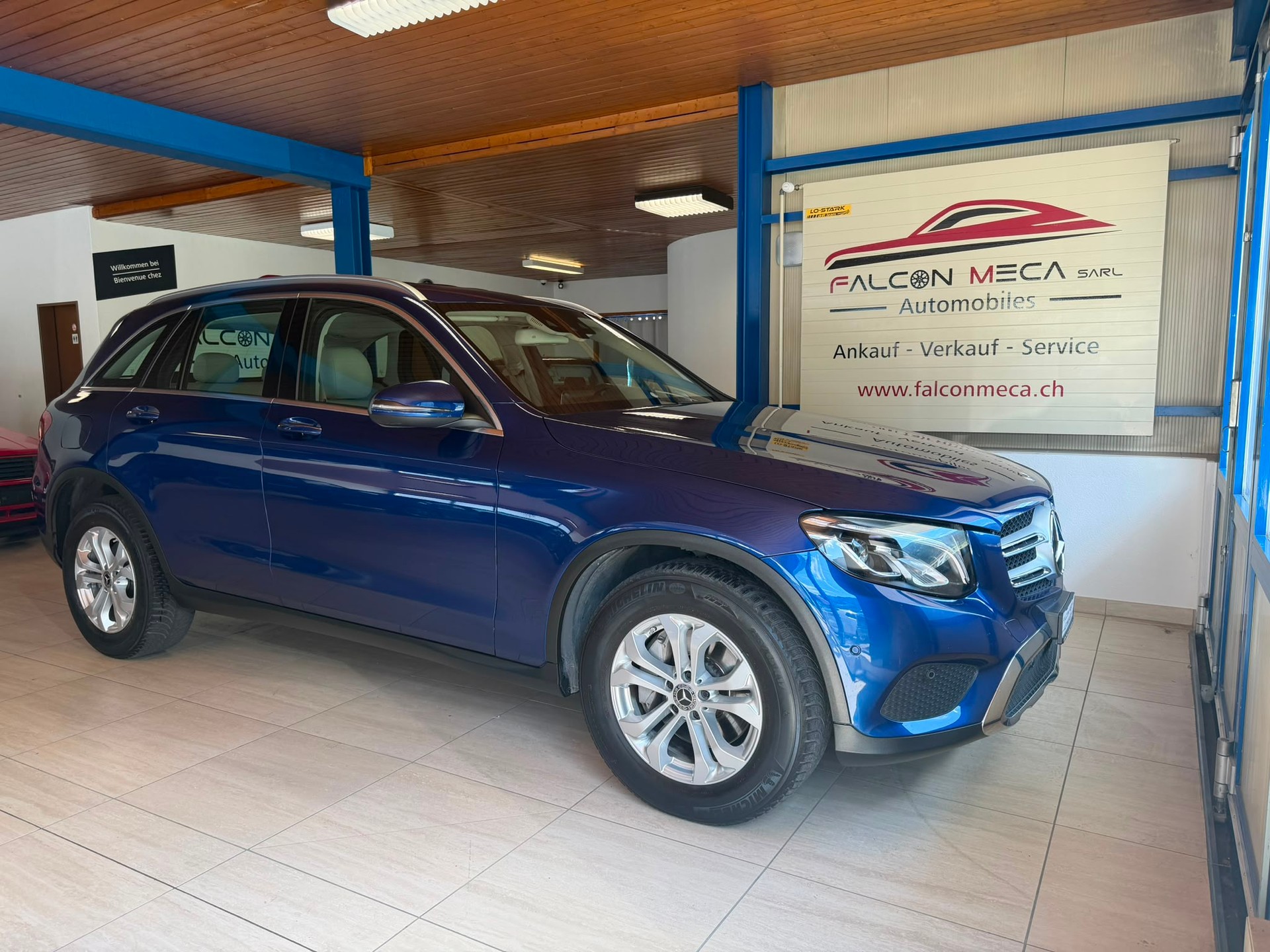 MERCEDES-BENZ GLC 300 4Matic Exclusive 9G-Tronic