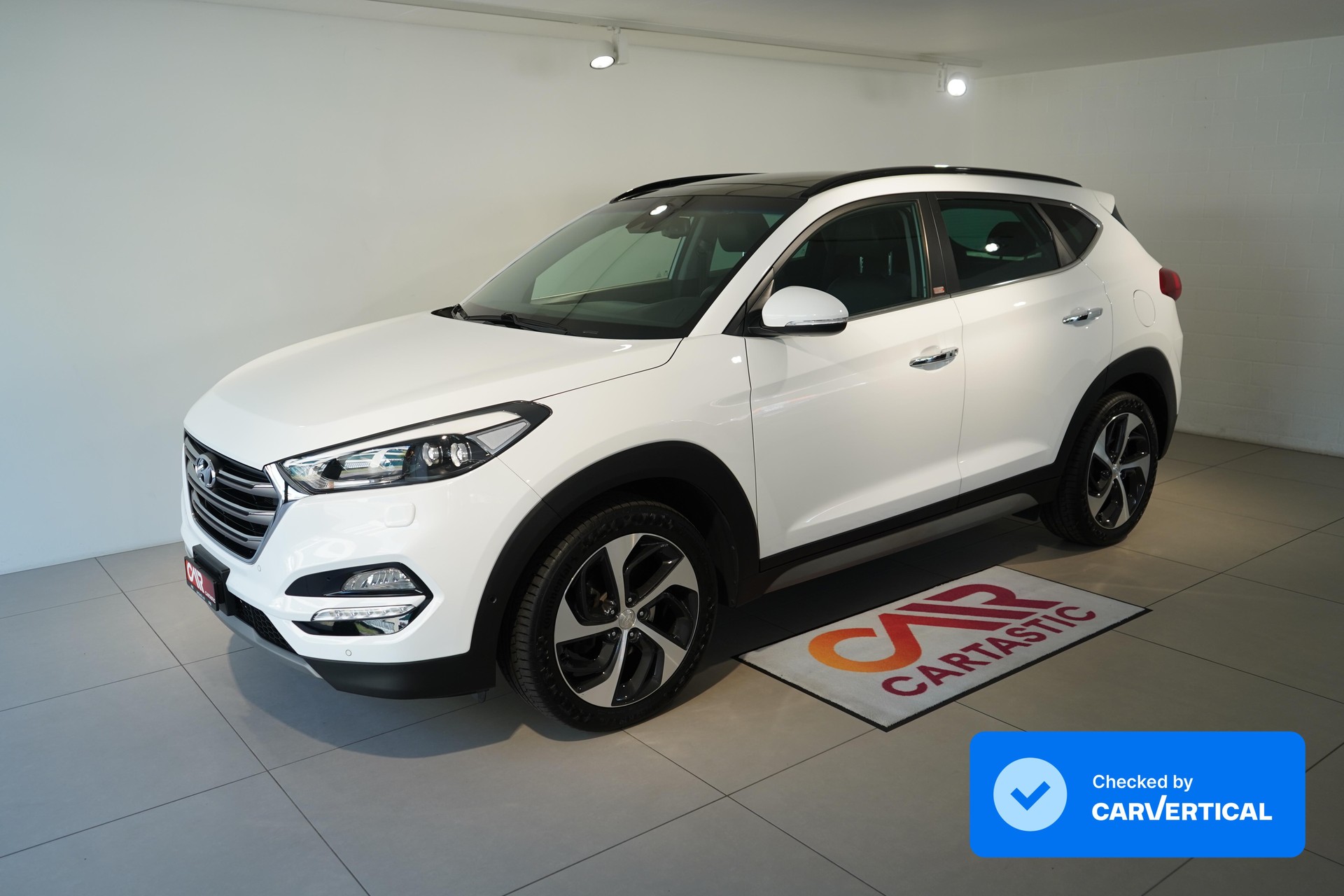 HYUNDAI Tucson 2.0 CRDi 185 Plena 4WD
