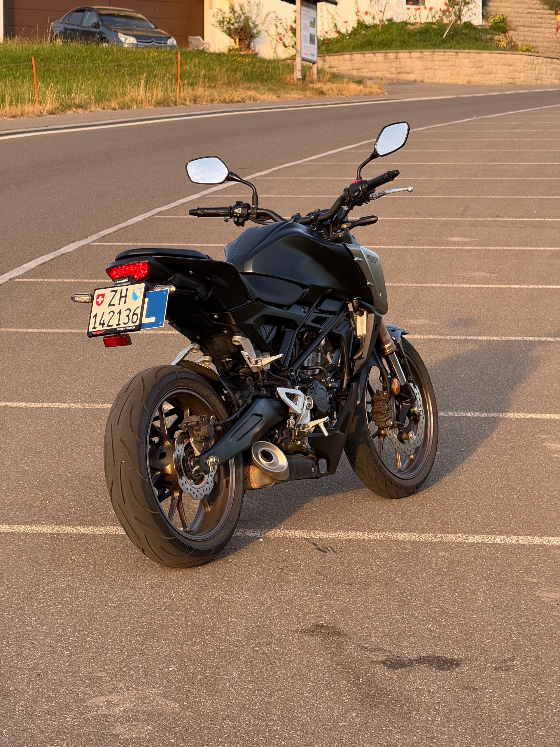 HONDA CB 125 R-image-7
