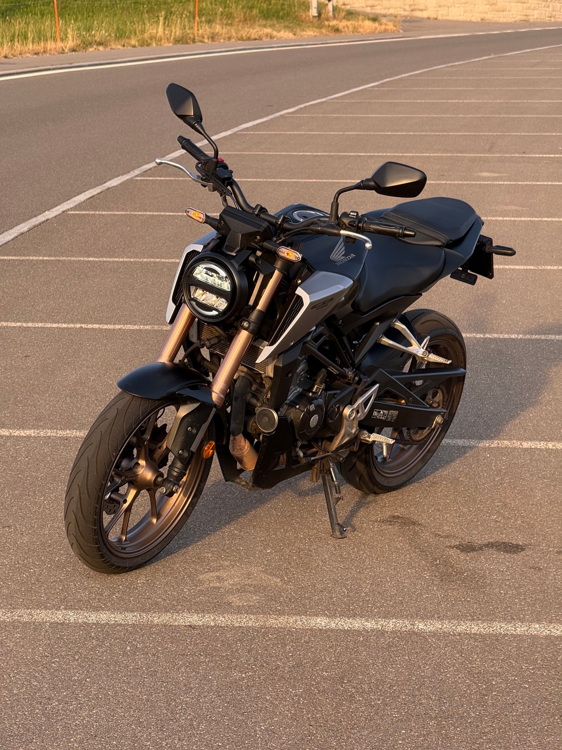HONDA CB 125 R-image-3
