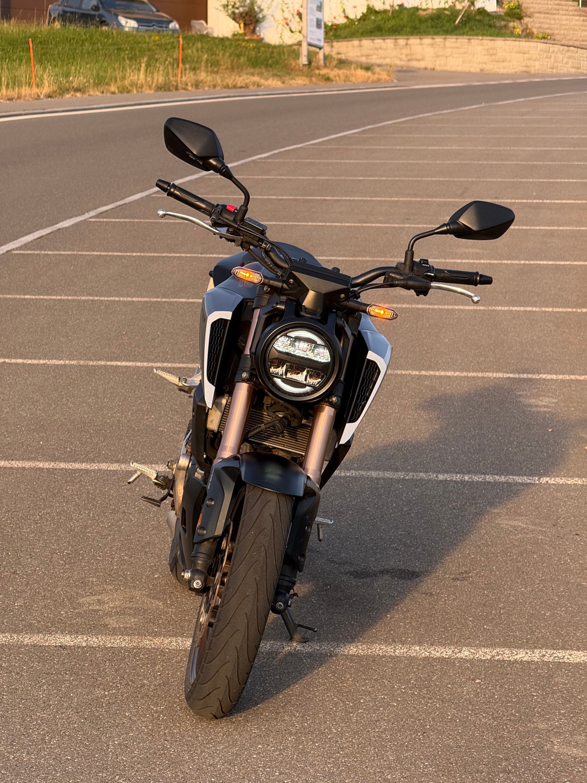 HONDA CB 125 R-image-2