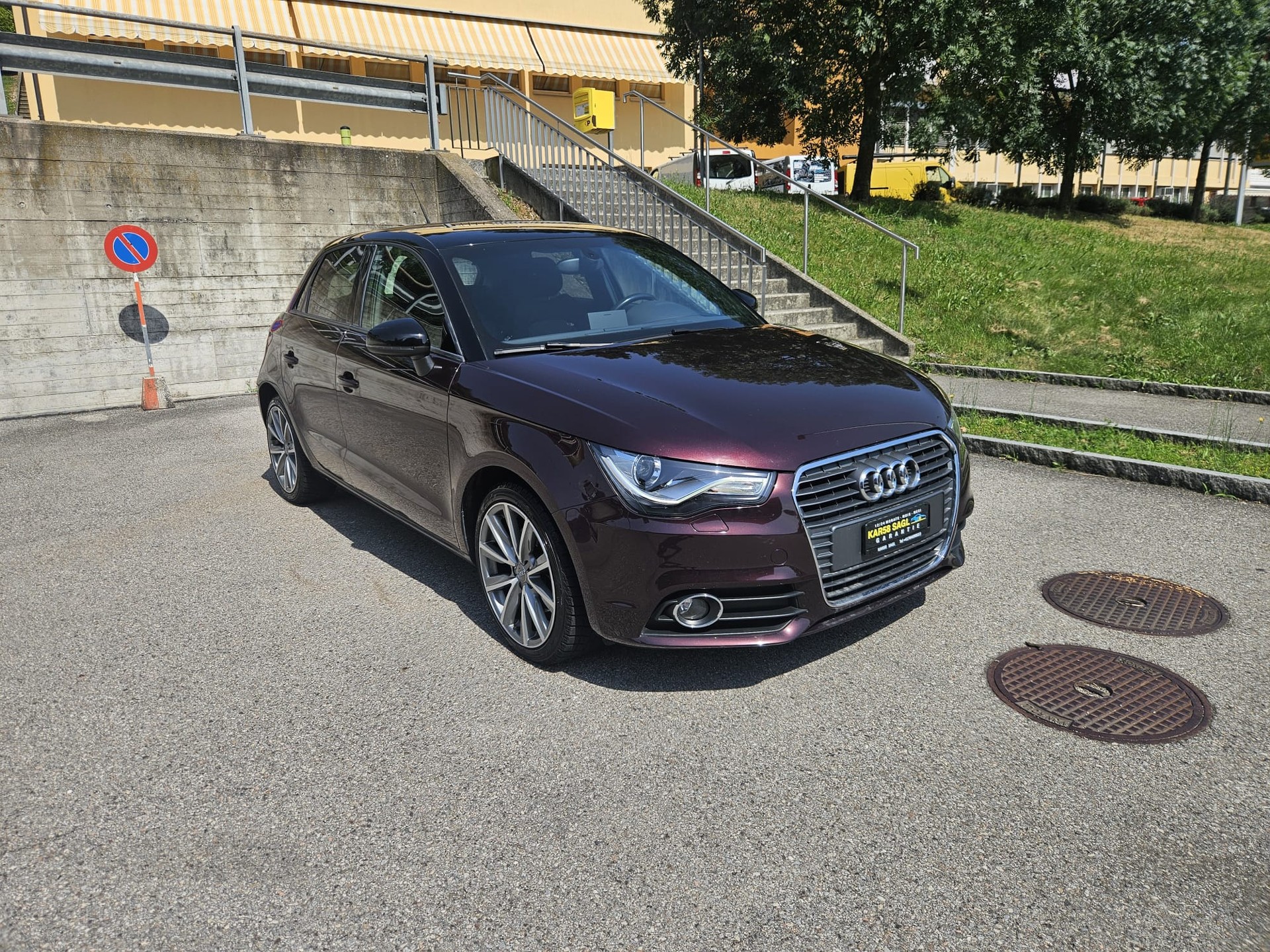 AUDI A1 Sportback 1.4 TFSI Attraction S-tronic-image-1