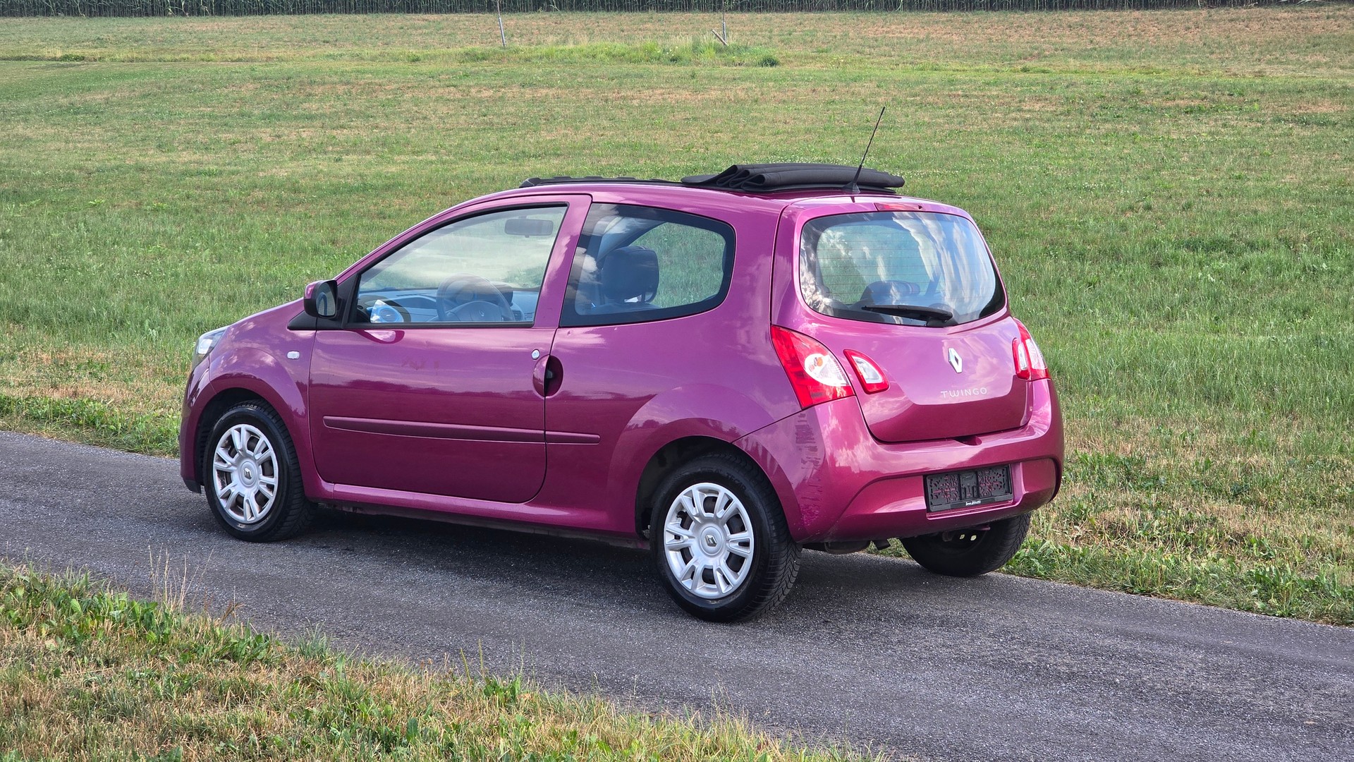RENAULT Twingo 1.2 16V Liberty-showroom-element-3