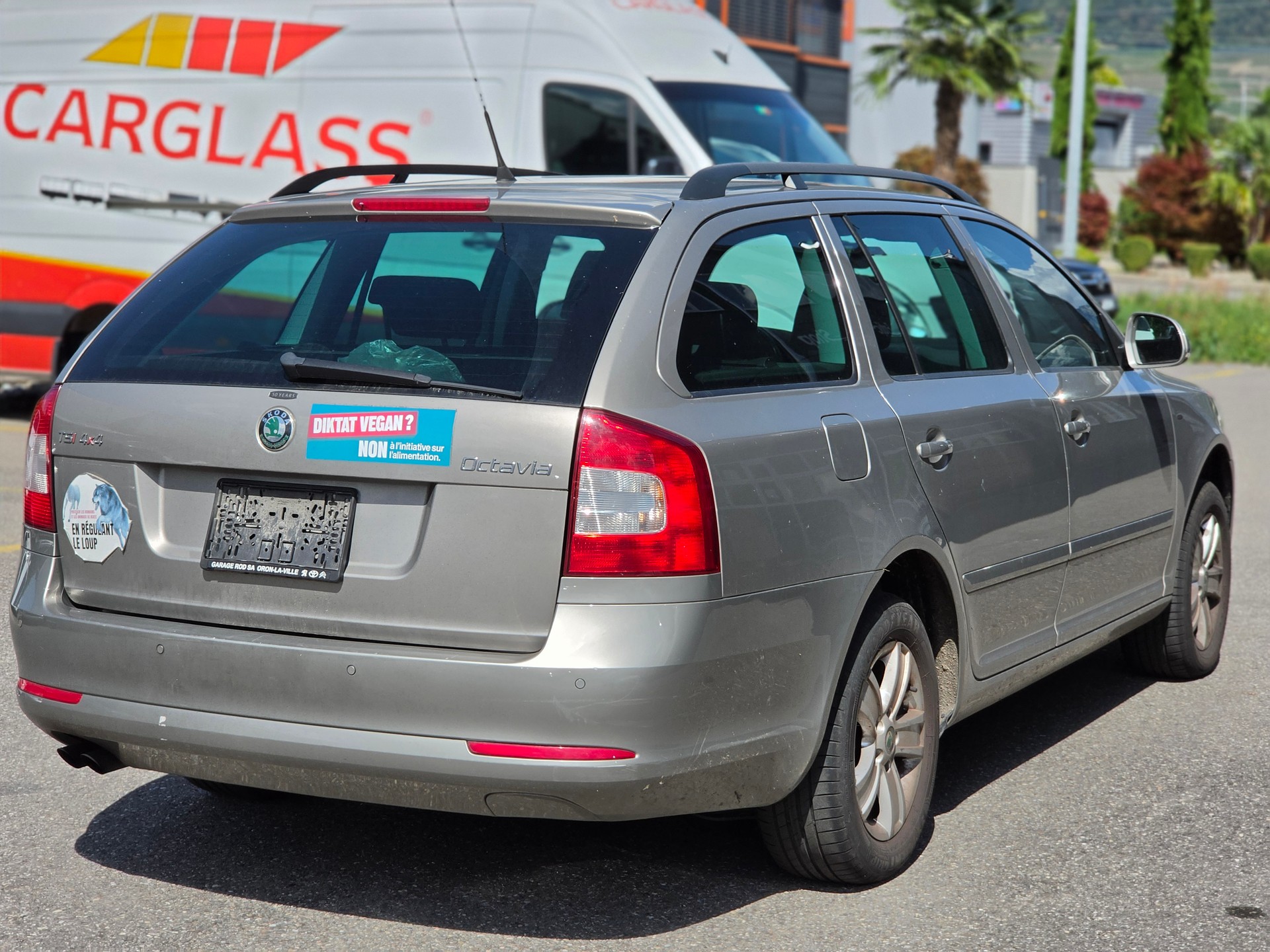 SKODA Octavia Combi 1.8 TSI Swiss Adventure 4x4-image-5