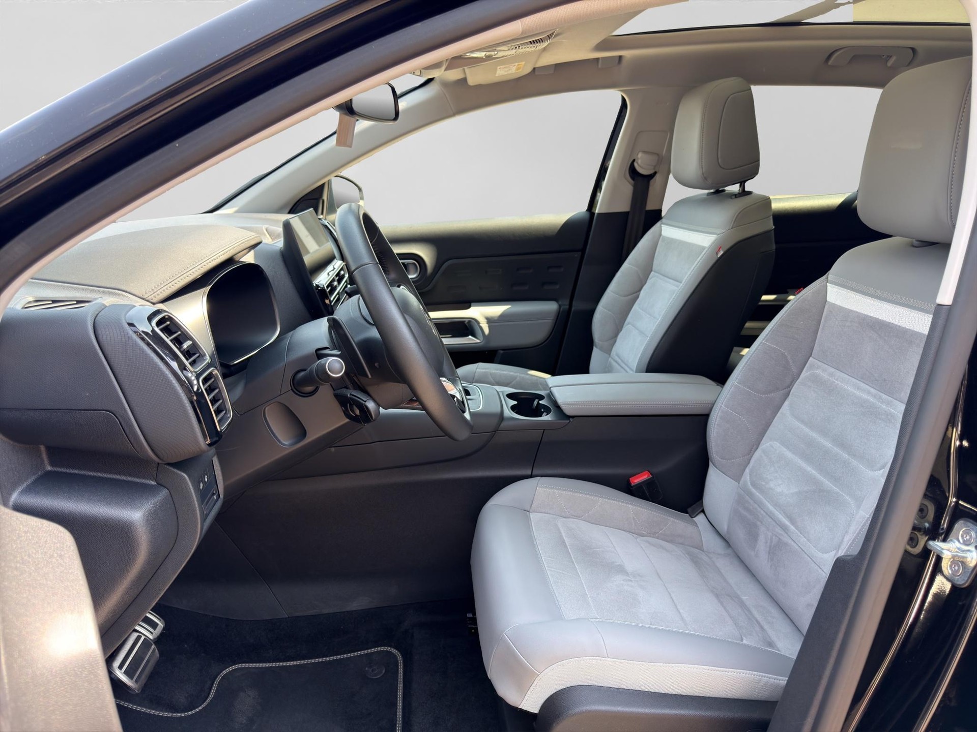 CITROEN C5 Aircross 1.2 Hybrid e-Series-showroom-element-1