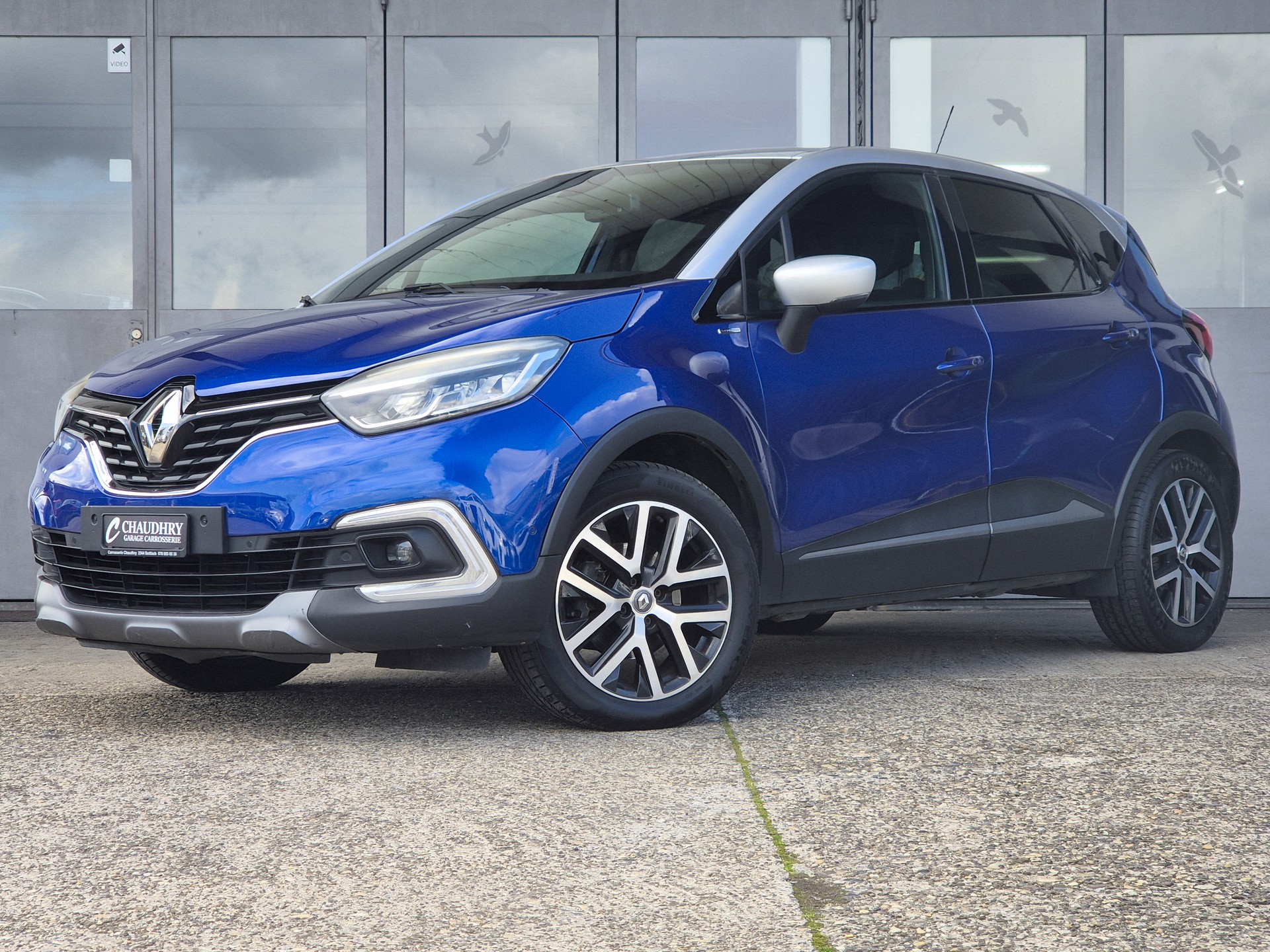 RENAULT Captur 1.3 T 16V S-Edition EDC