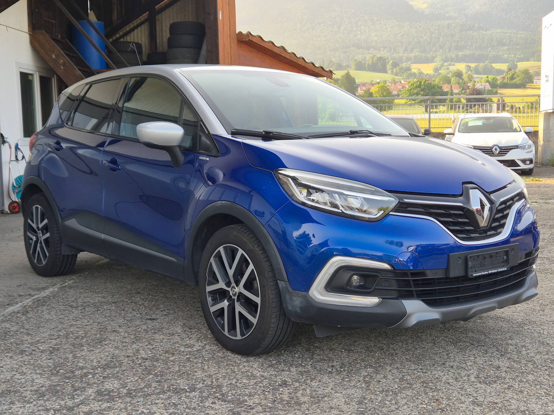RENAULT Captur 1.3 T 16V S-Edition EDC-showroom-element-2