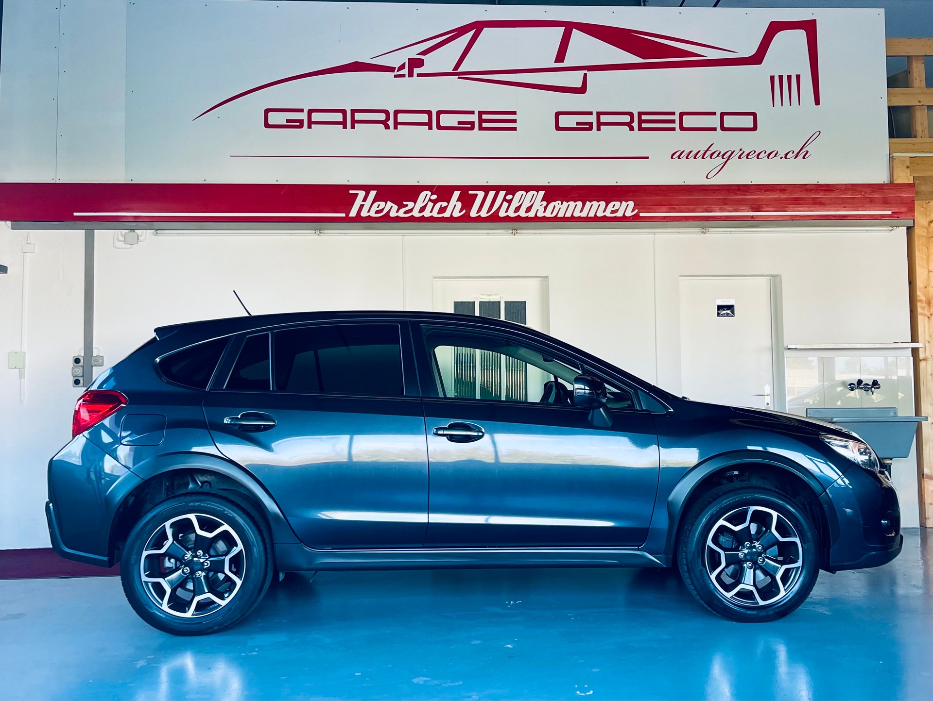 SUBARU XV 2.0 Swiss Two AWD CVT-image-1