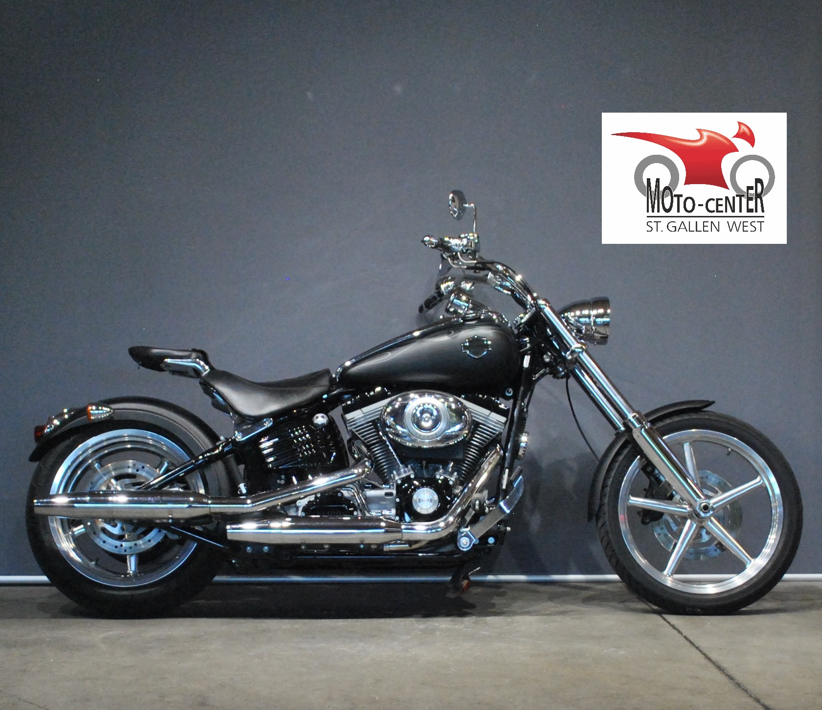 HARLEY-DAVIDSON FXCWC-image-1