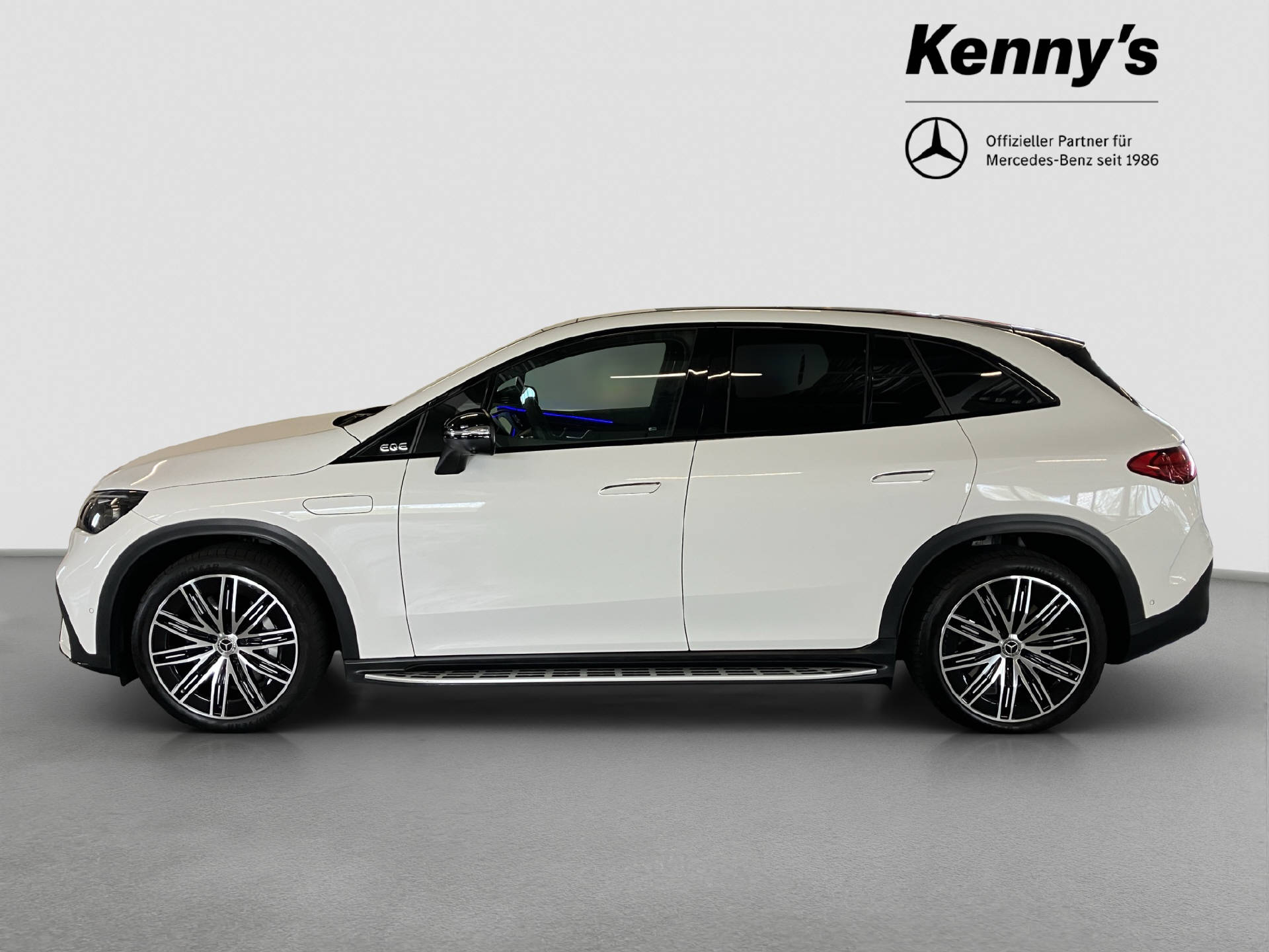 MERCEDES-BENZ EQE 350 SUV Excellence AMG Line-showroom-element-2
