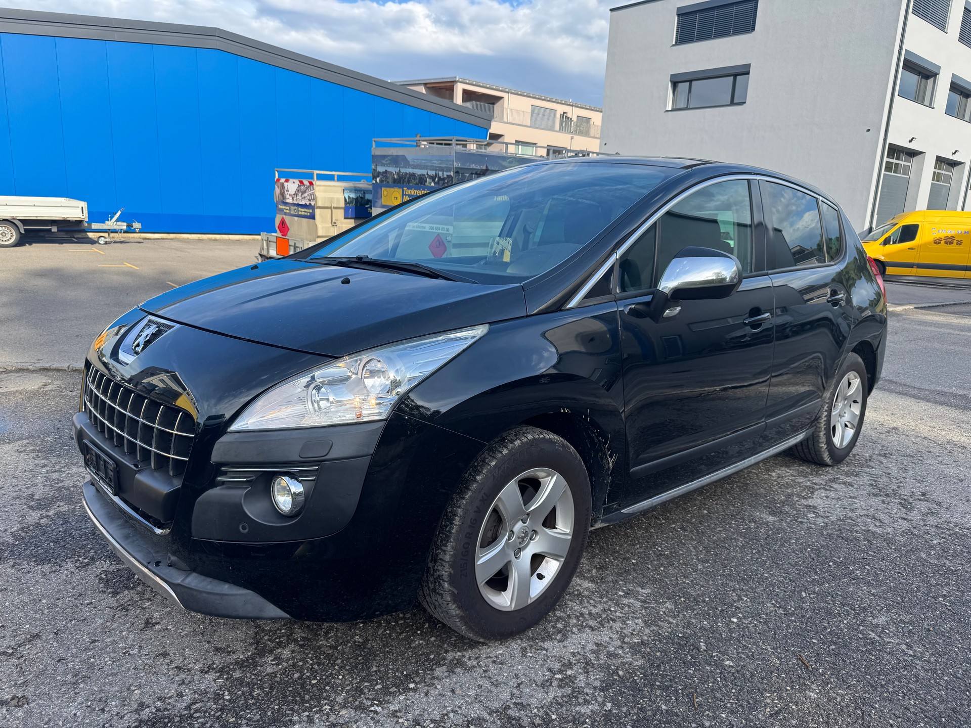 PEUGEOT 3008 2.0 HDI Sport